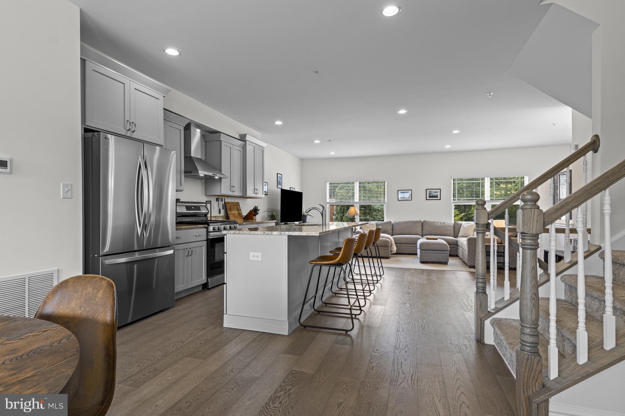 OVERLOOK AT LINDEN RUN - Residential