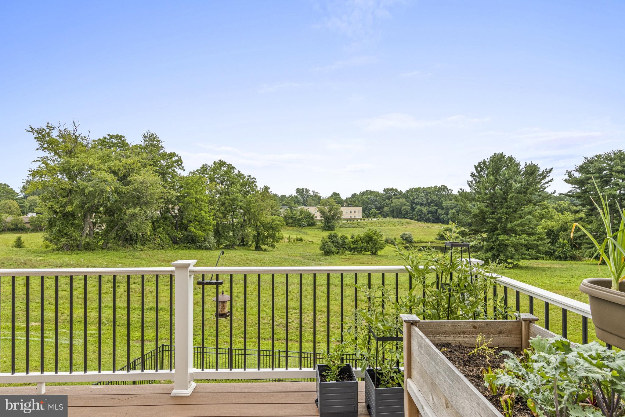 OVERLOOK AT LINDEN RUN - Residential