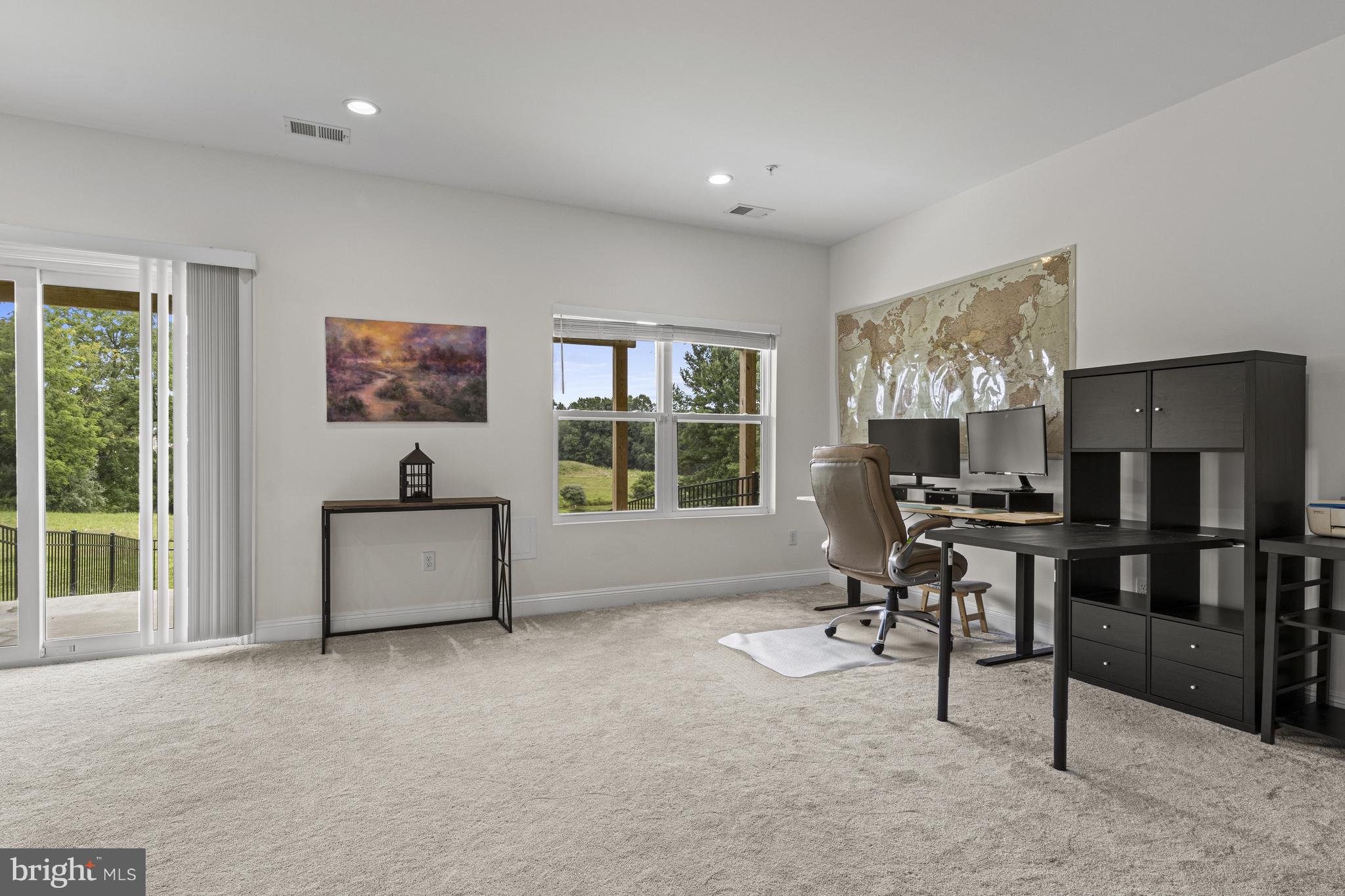 OVERLOOK AT LINDEN RUN - Residential