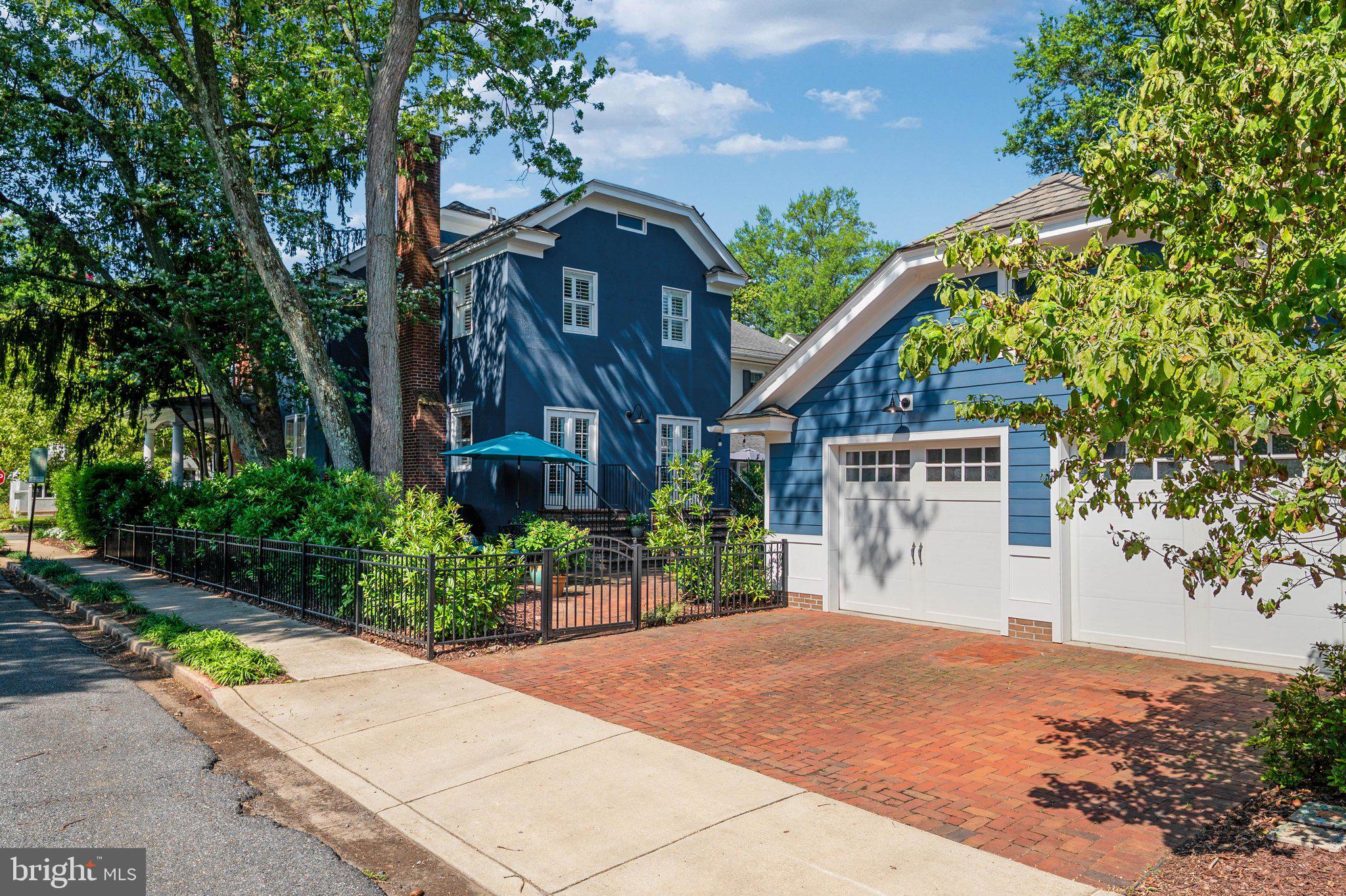 MURRAY HILL - Residential