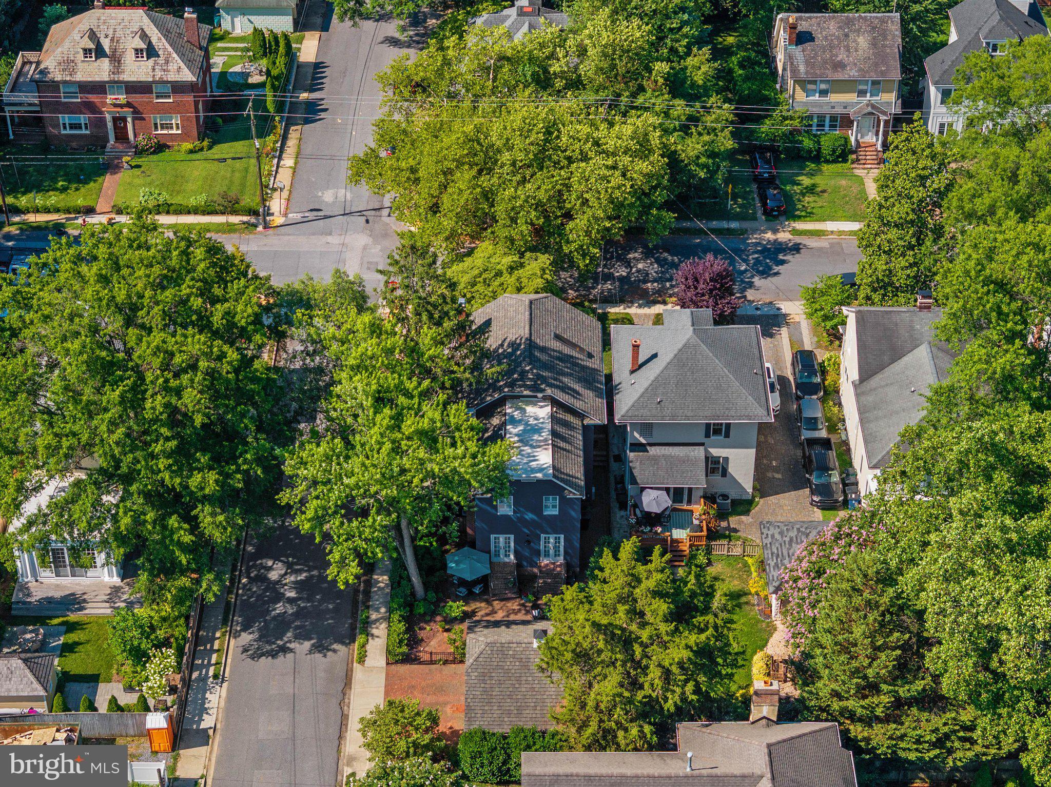 MURRAY HILL - Residential