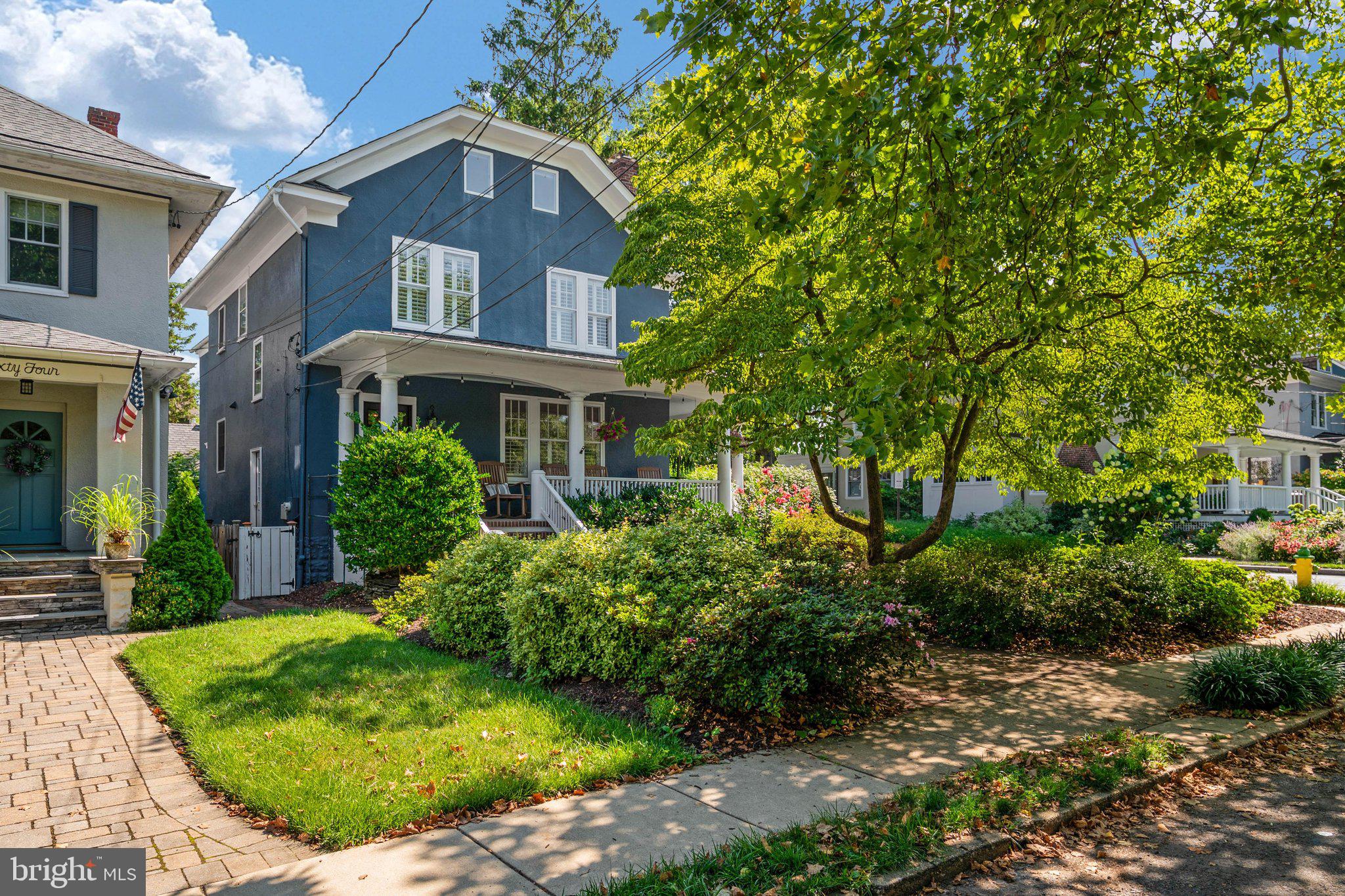 MURRAY HILL - Residential