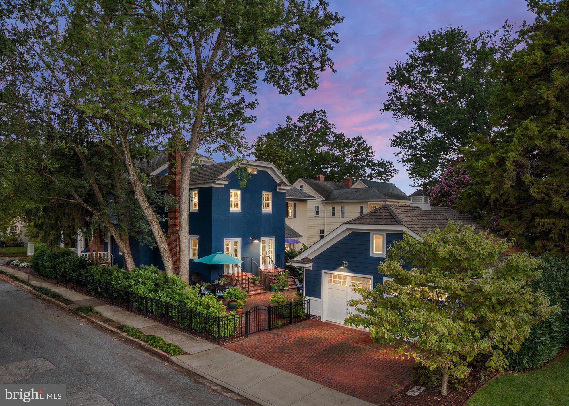 MURRAY HILL - Residential