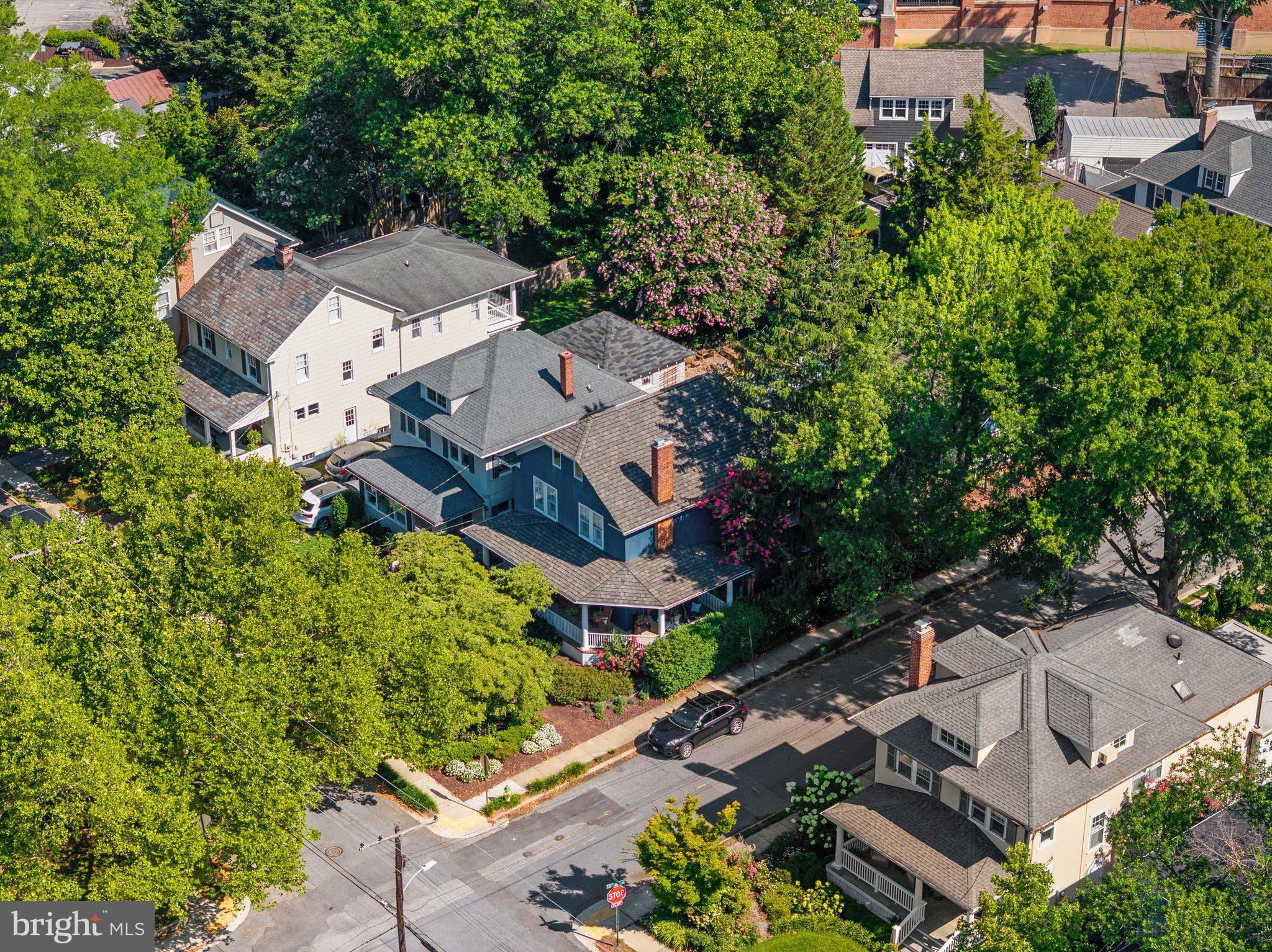 MURRAY HILL - Residential