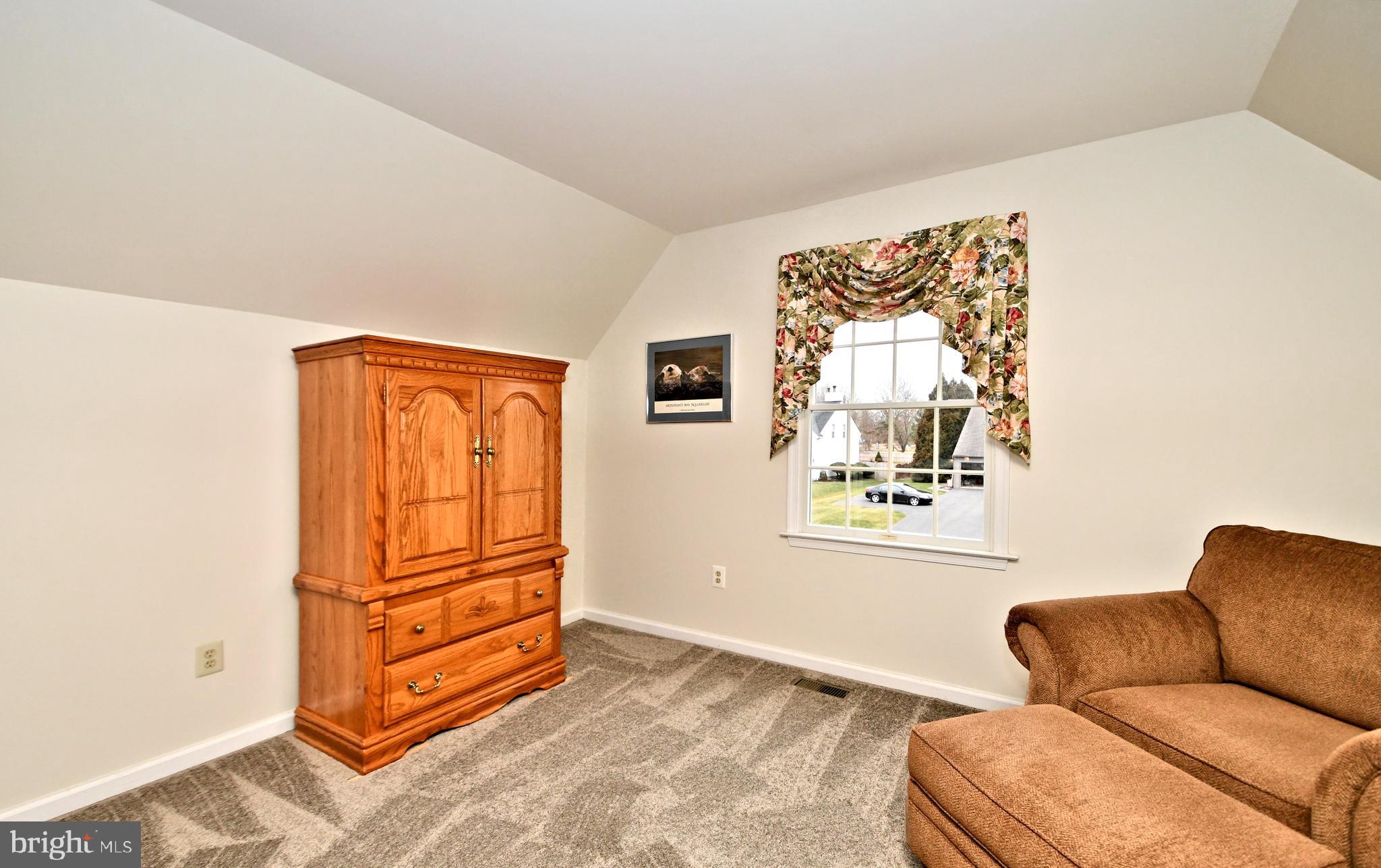 BRIDGEVIEW - Residential