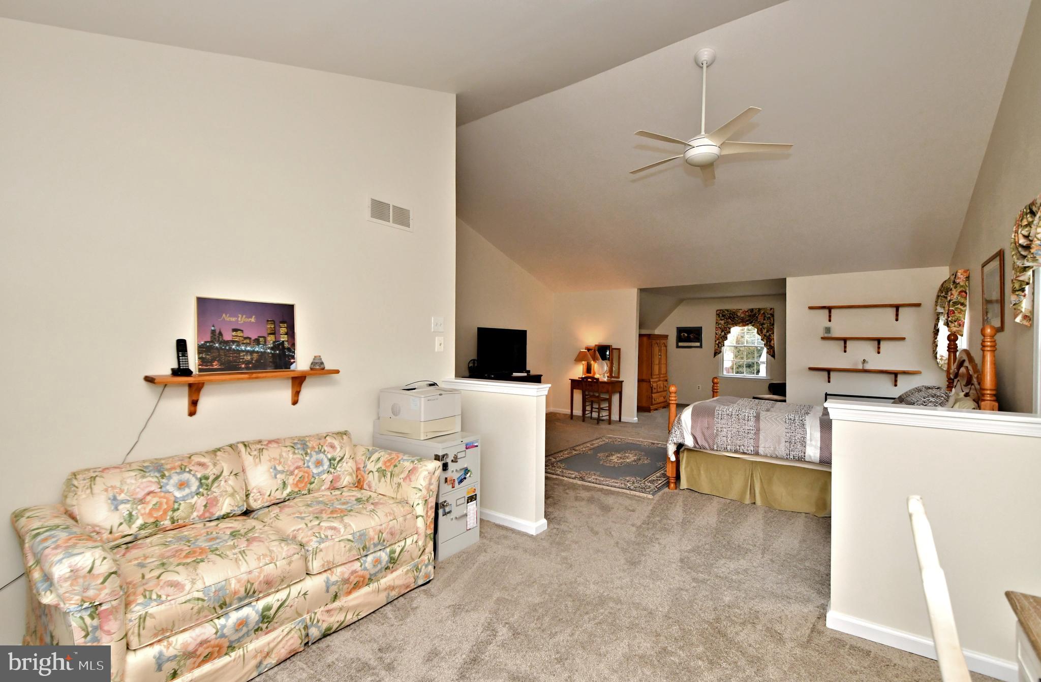 BRIDGEVIEW - Residential