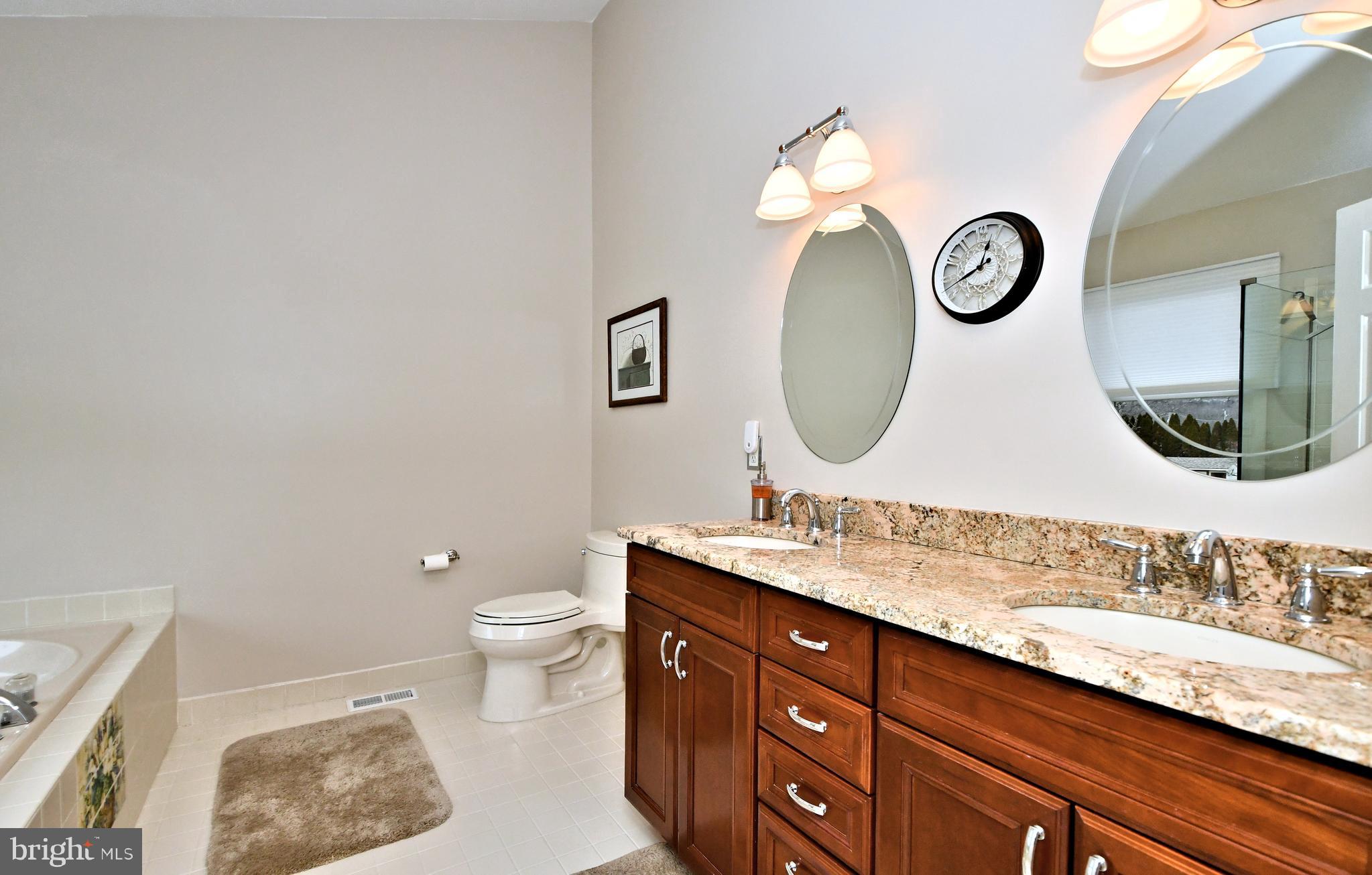 BRIDGEVIEW - Residential