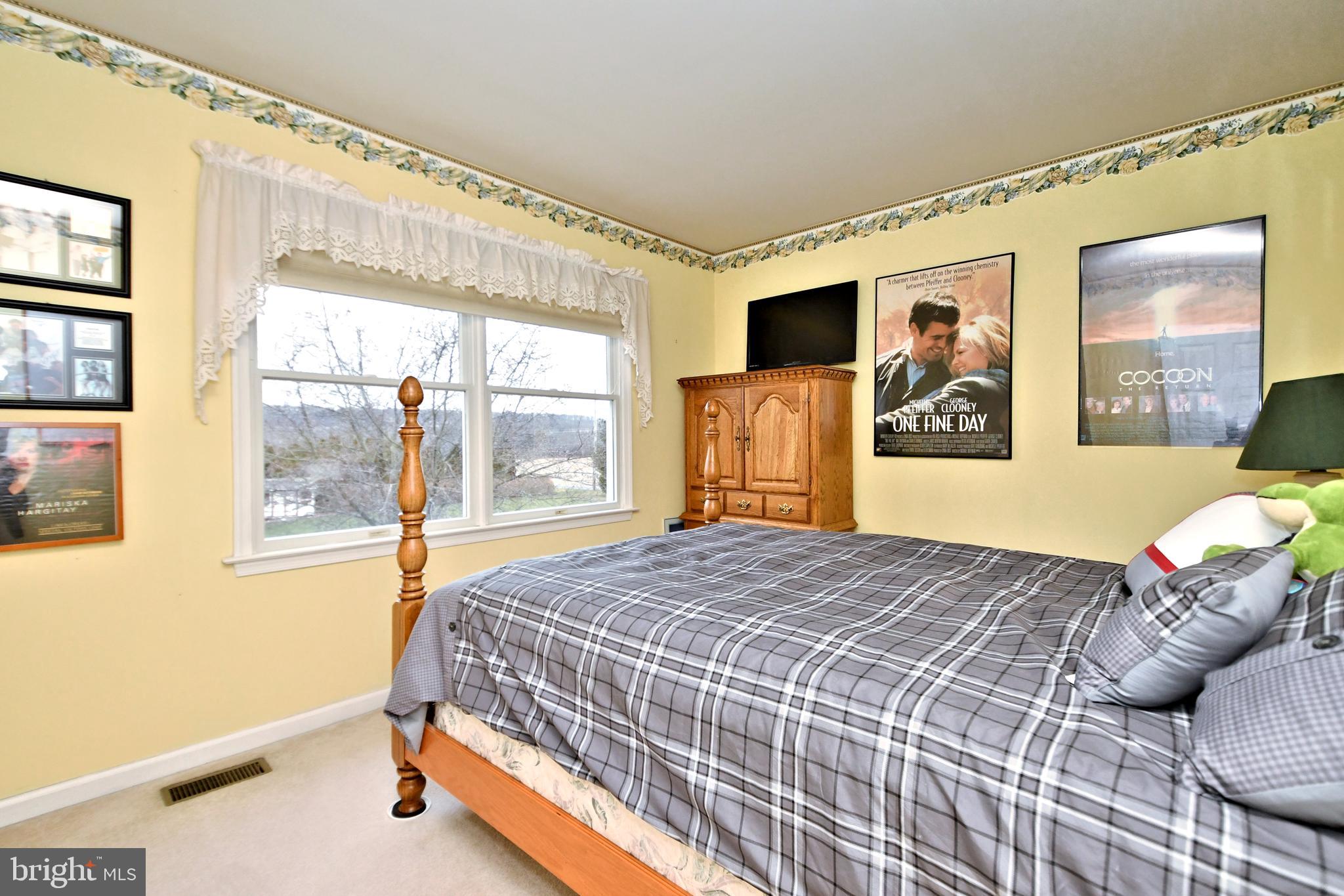BRIDGEVIEW - Residential