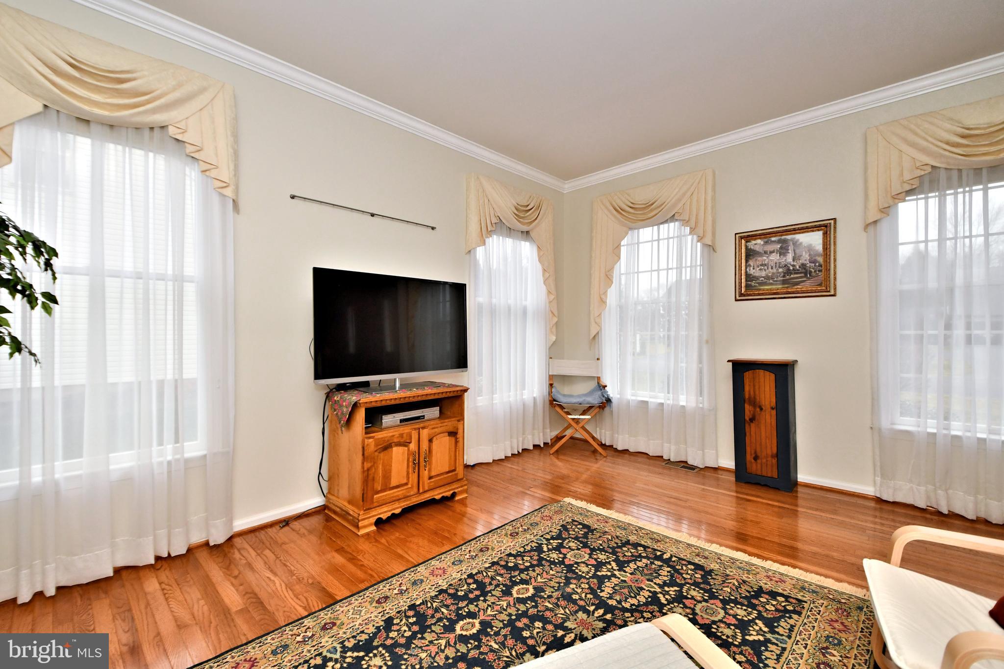 BRIDGEVIEW - Residential