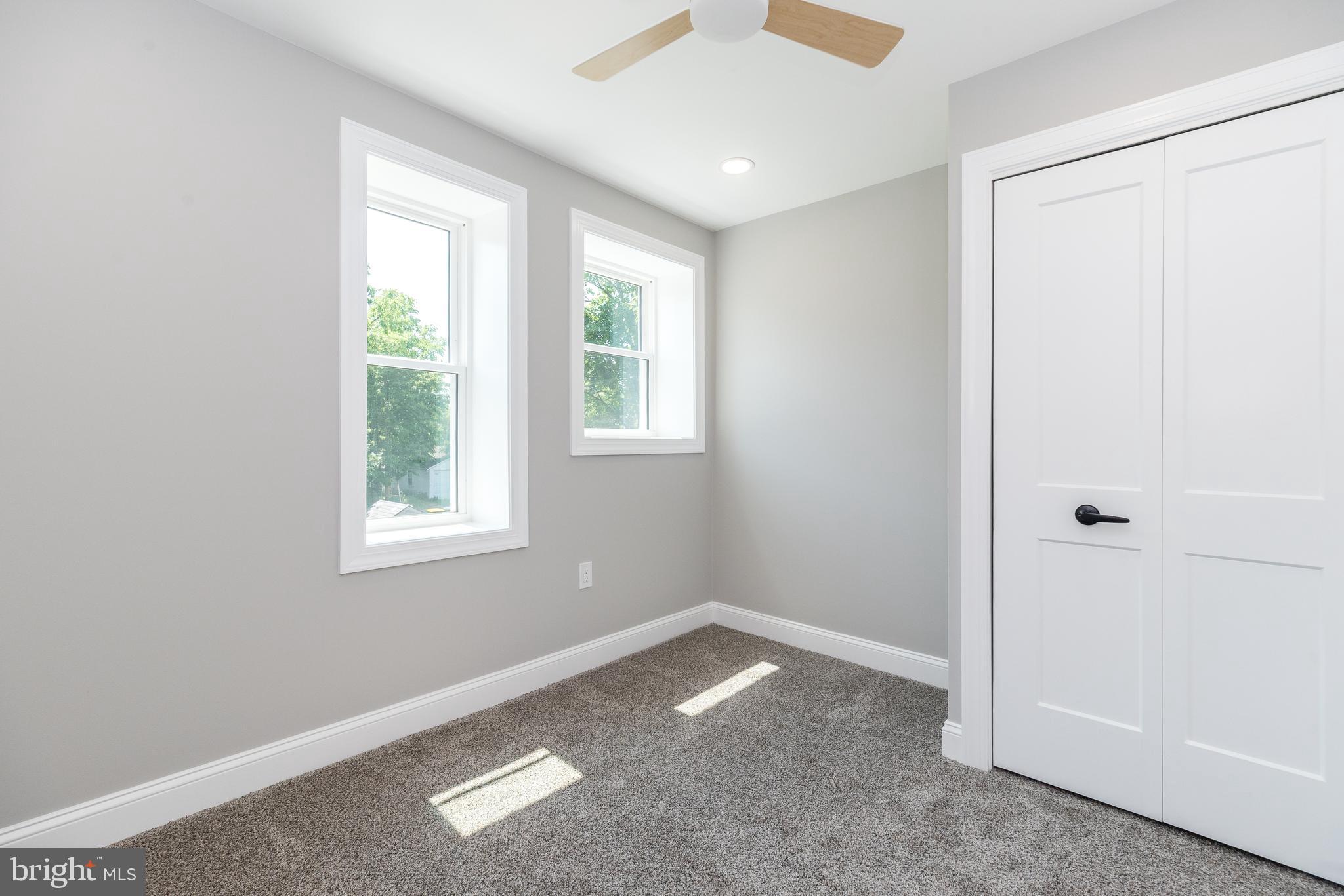 LANSDALE - Residential