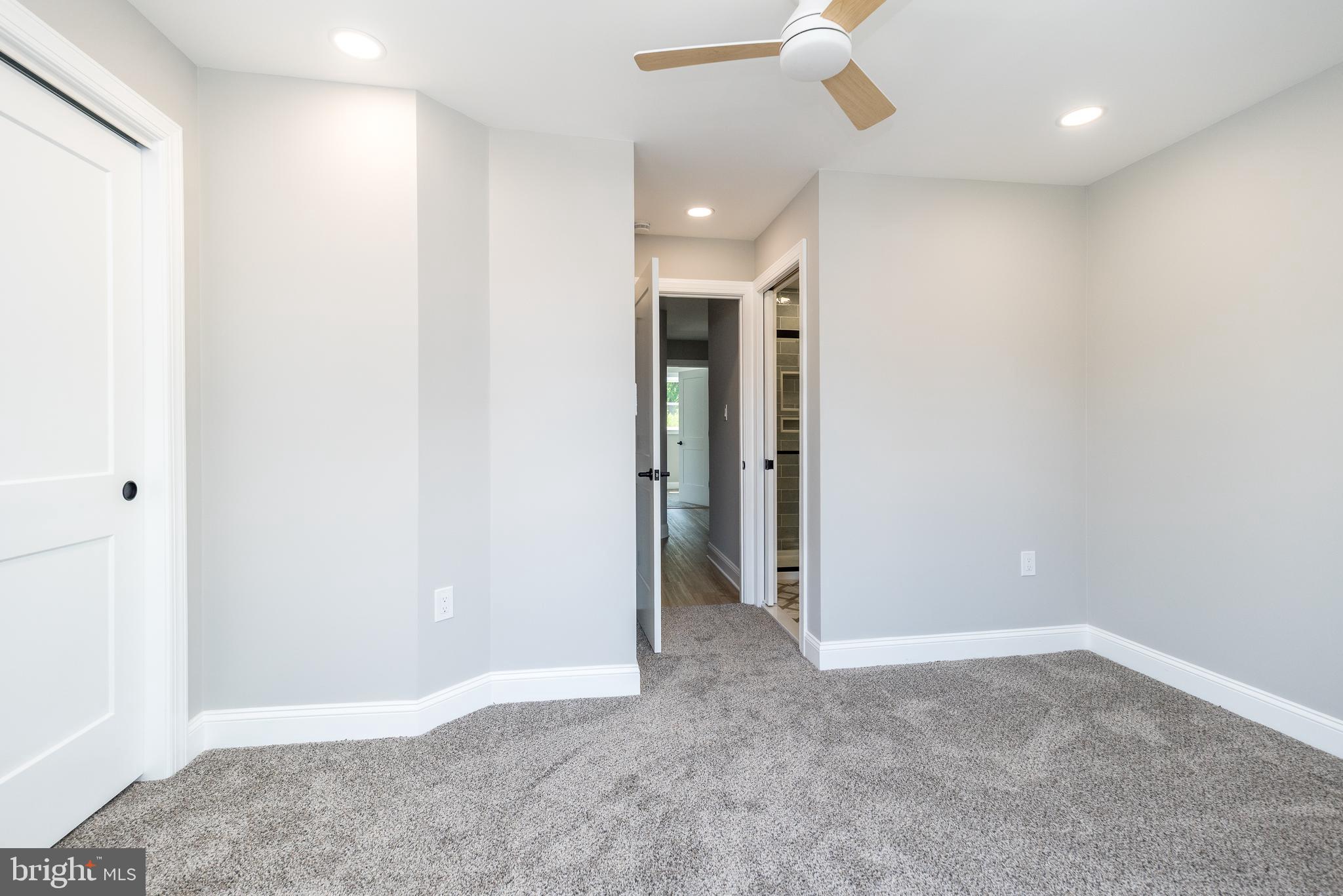 LANSDALE - Residential