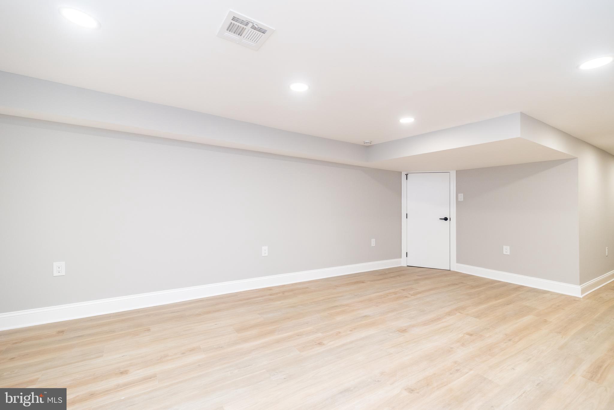 LANSDALE - Residential