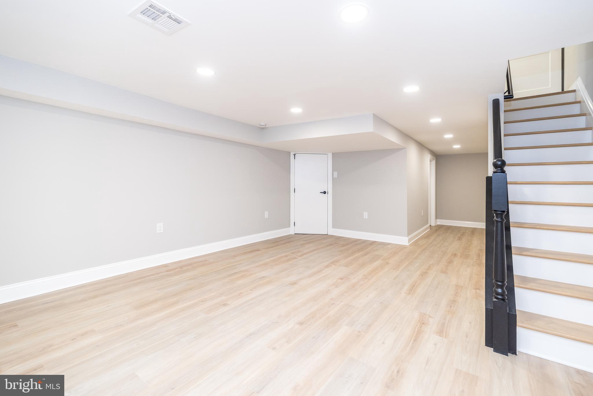 LANSDALE - Residential