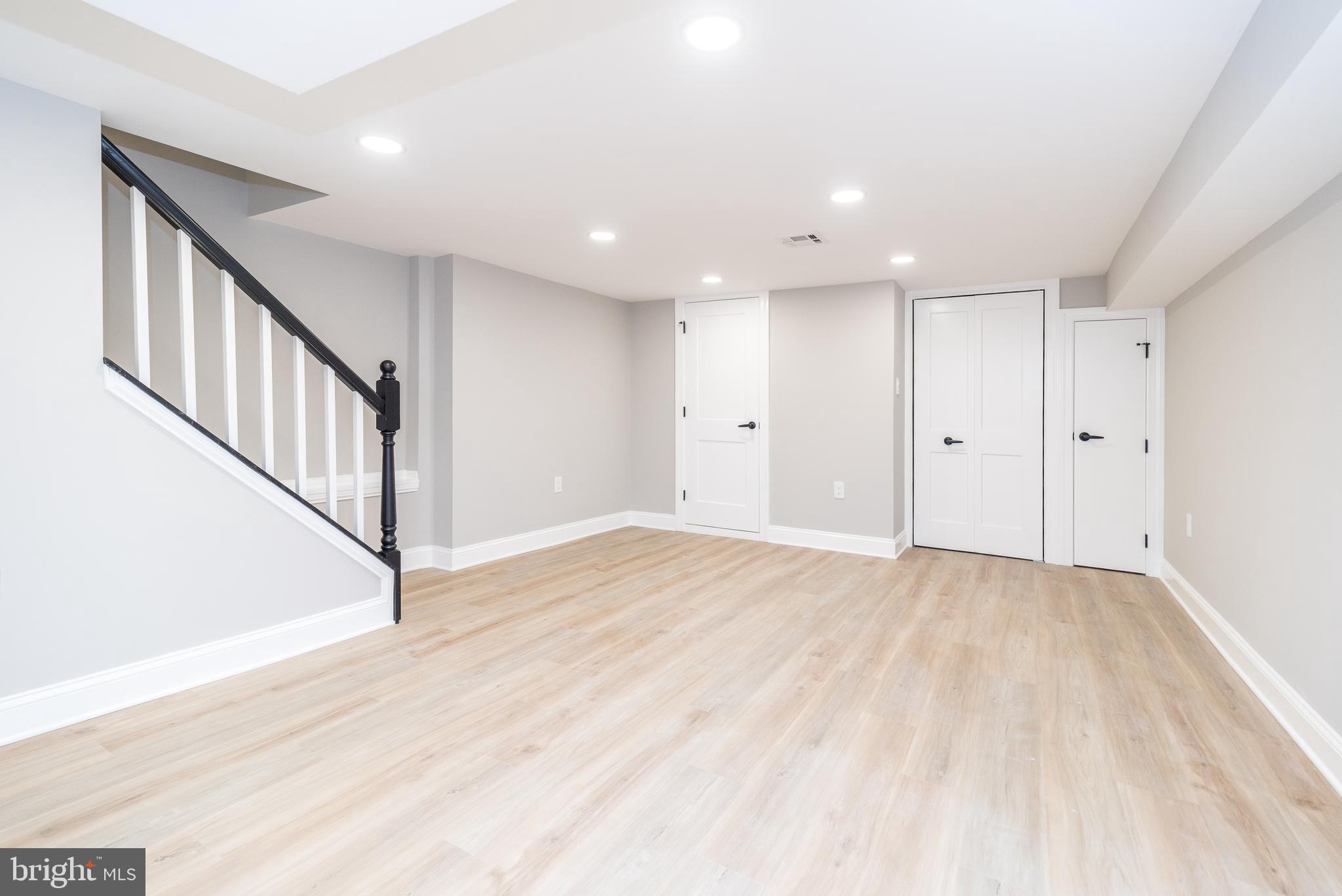 LANSDALE - Residential