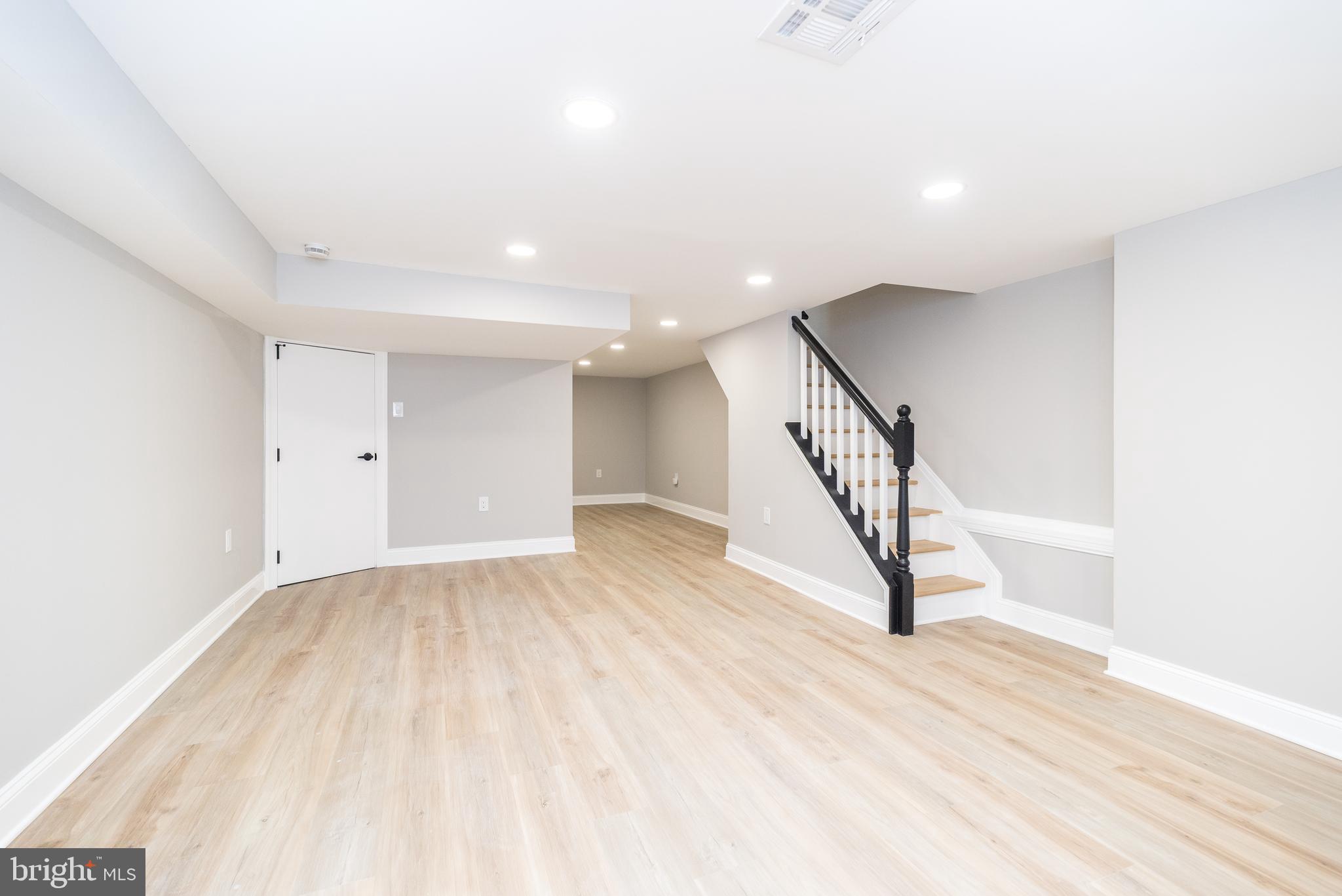 LANSDALE - Residential