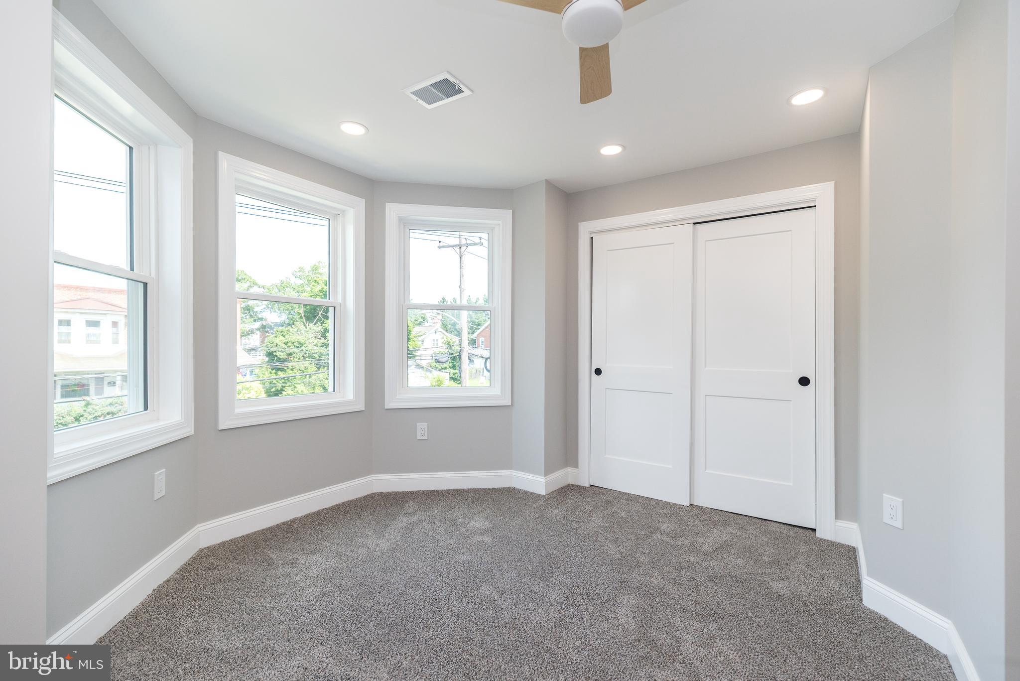 LANSDALE - Residential