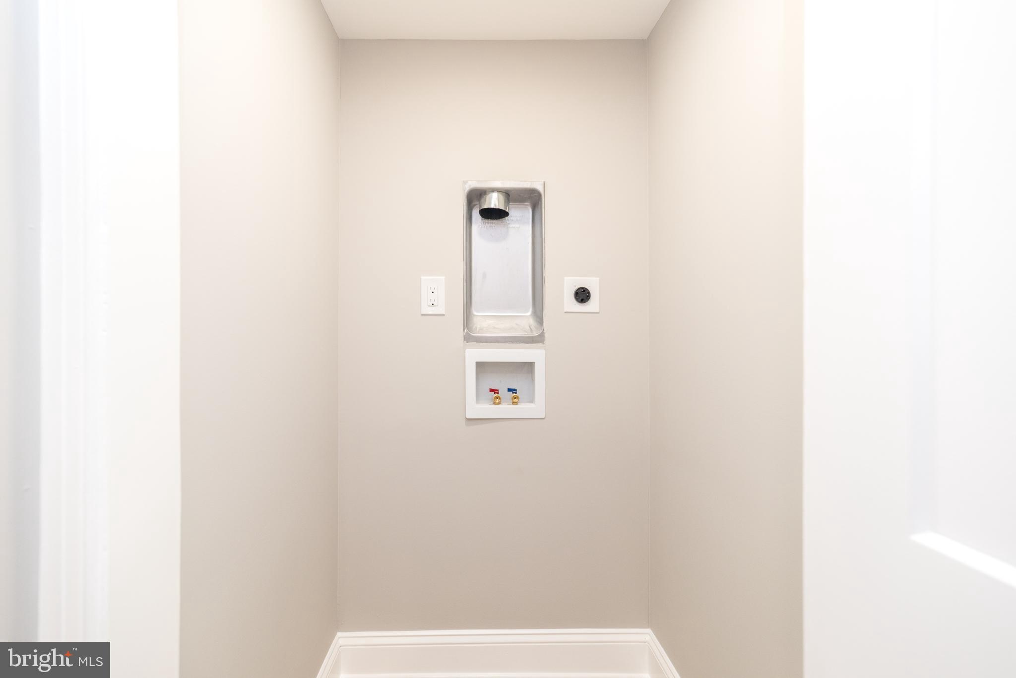 LANSDALE - Residential