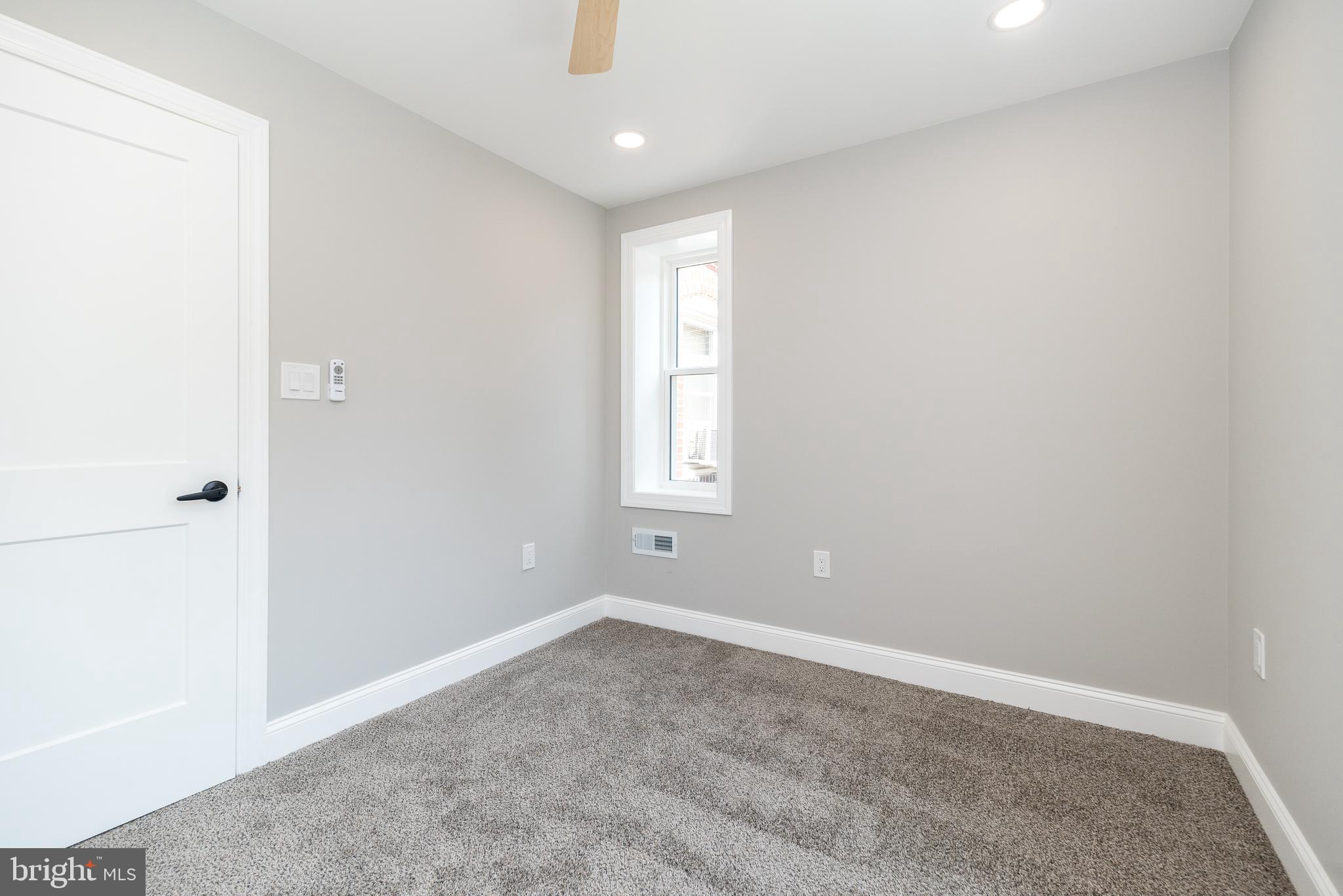 LANSDALE - Residential