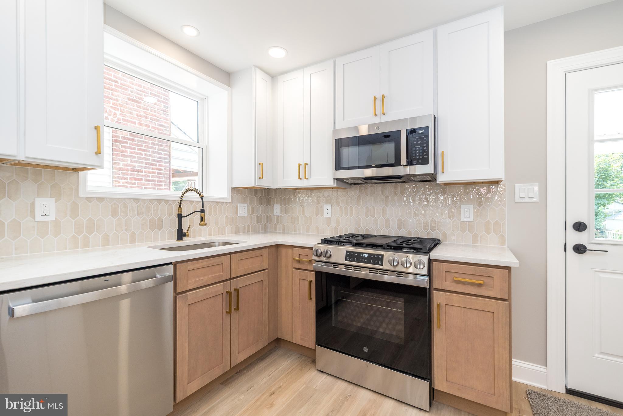 LANSDALE - Residential