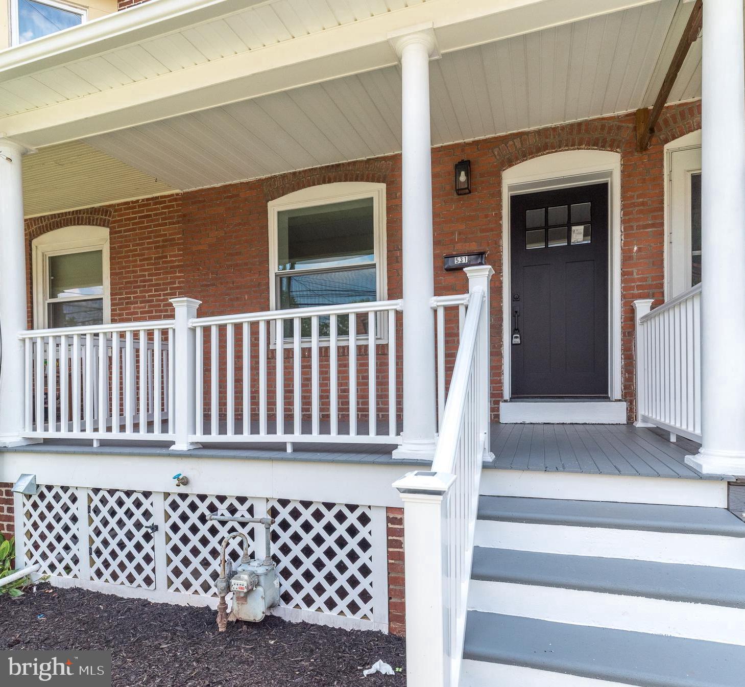 LANSDALE - Residential