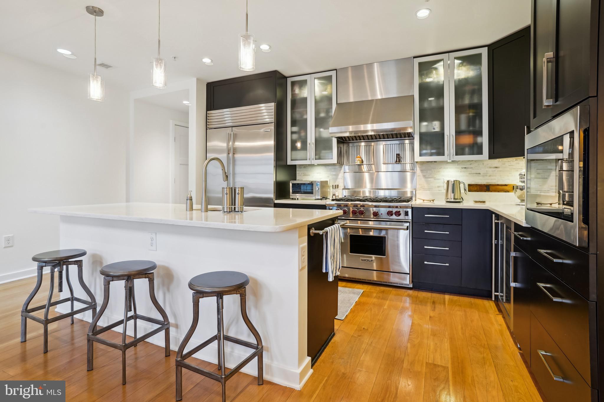 GASLIGHT SQUARE - Residential