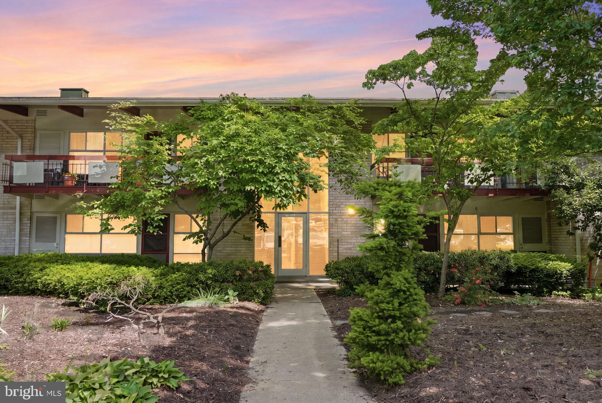 HERITAGE WOODS - Residential
