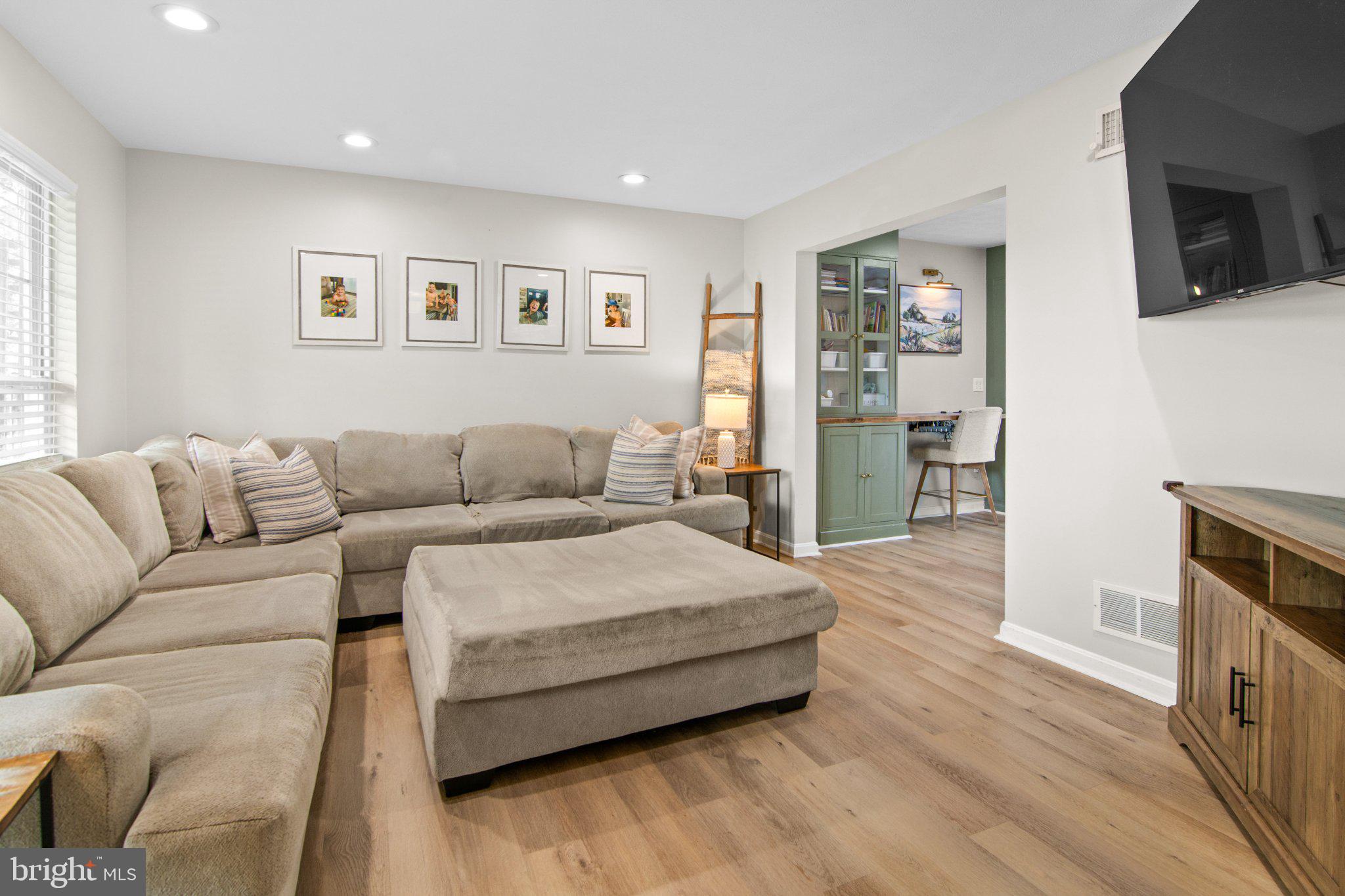 ELDERSBURG ESTATES - Residential