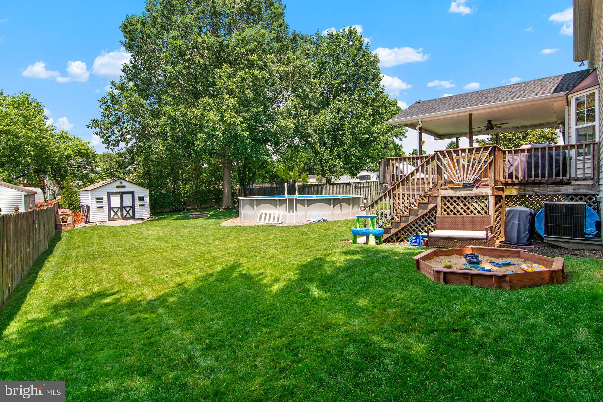 ELDERSBURG ESTATES - Residential