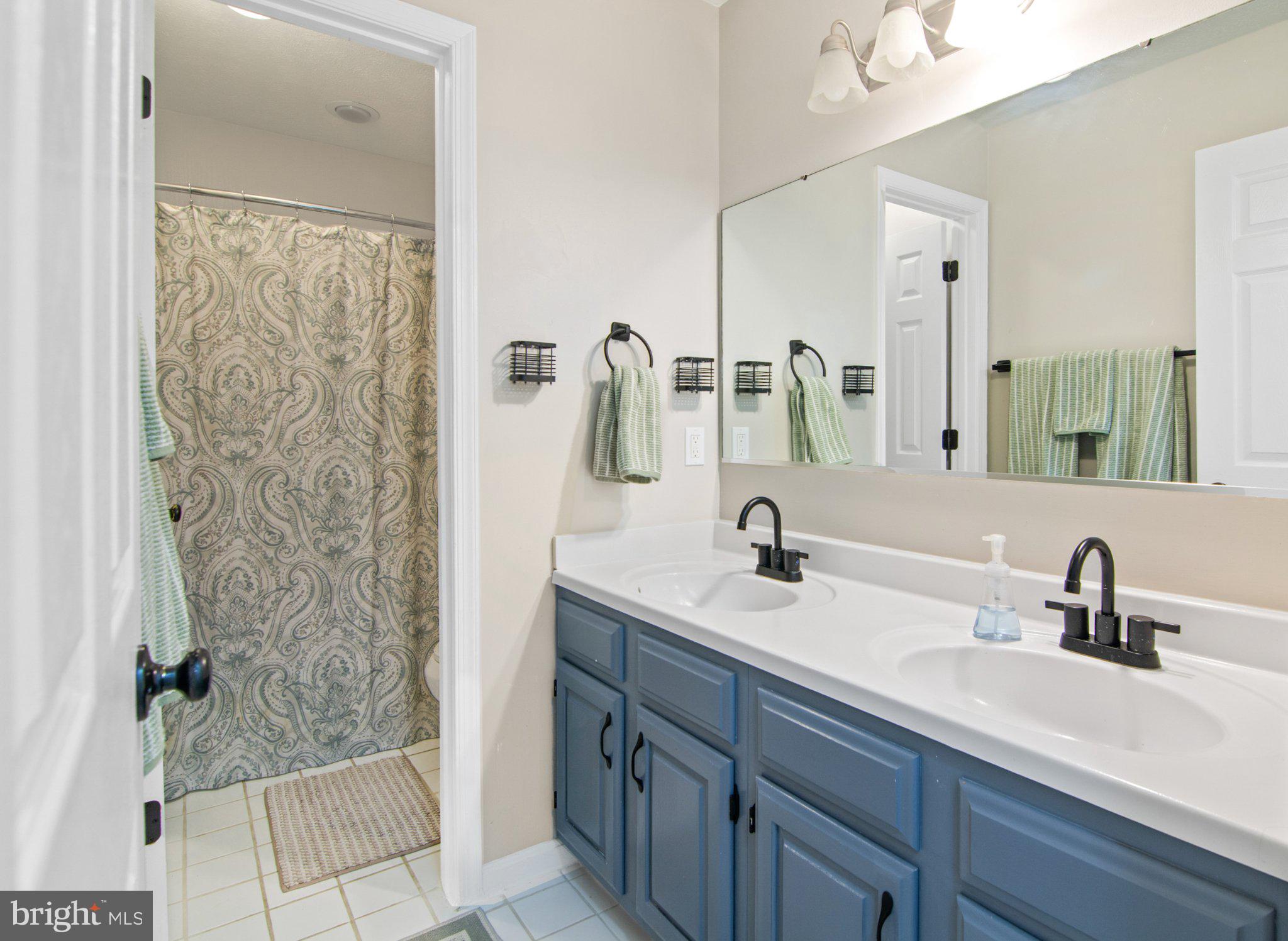 ELDERSBURG ESTATES - Residential