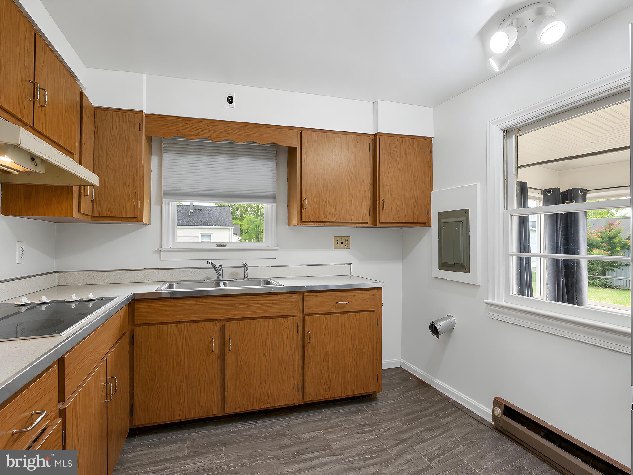 POTOMAC HEIGHTS - Residential