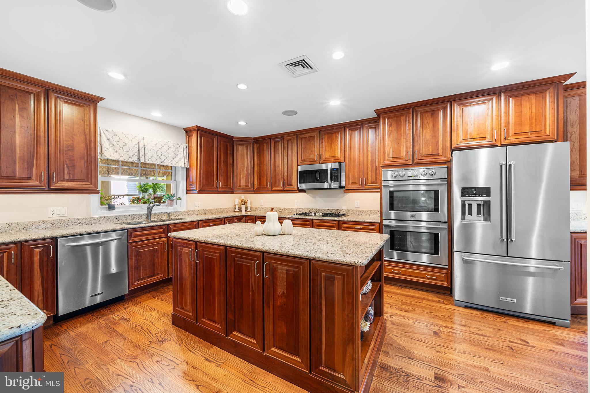 BROOKLINE - Residential