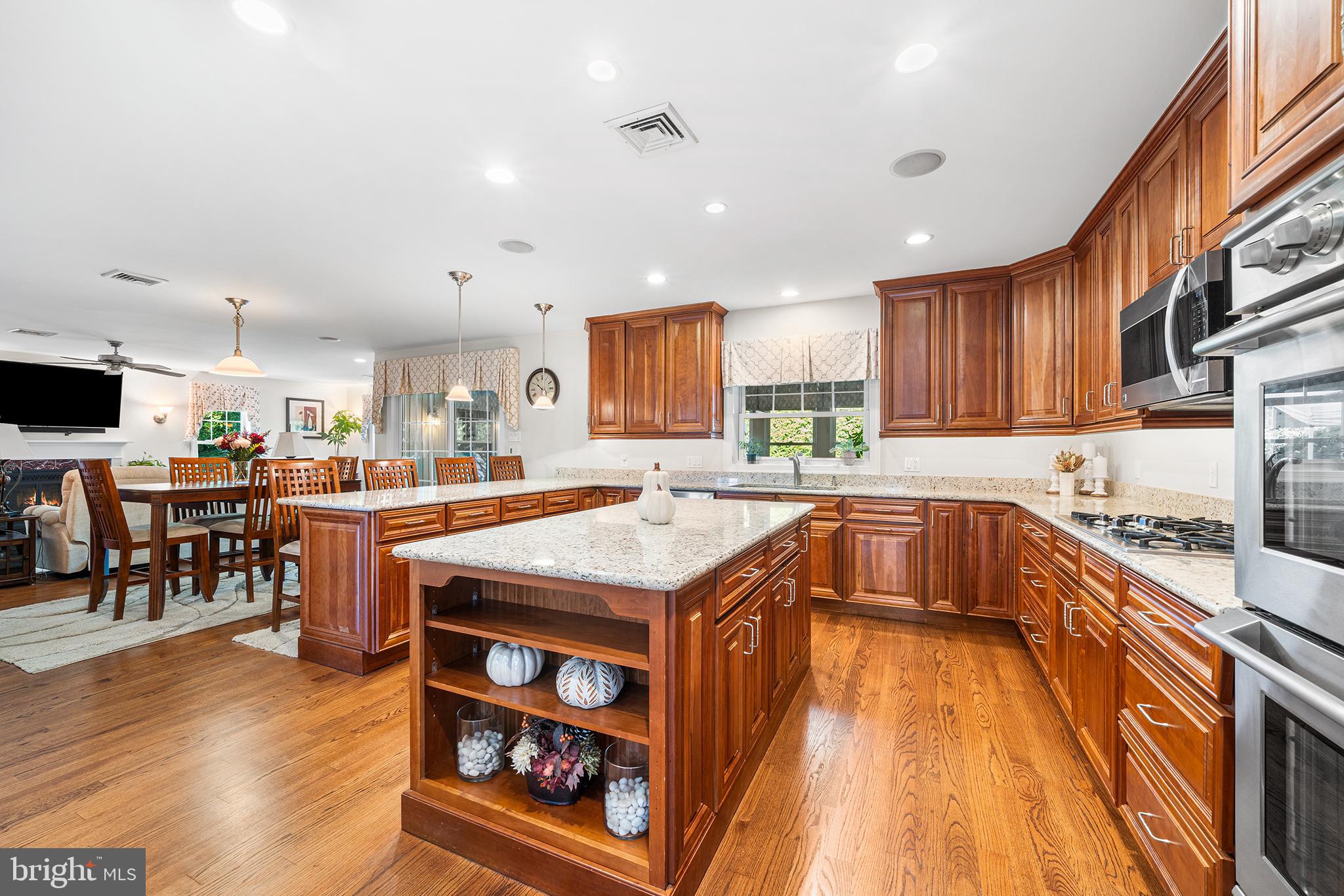 BROOKLINE - Residential