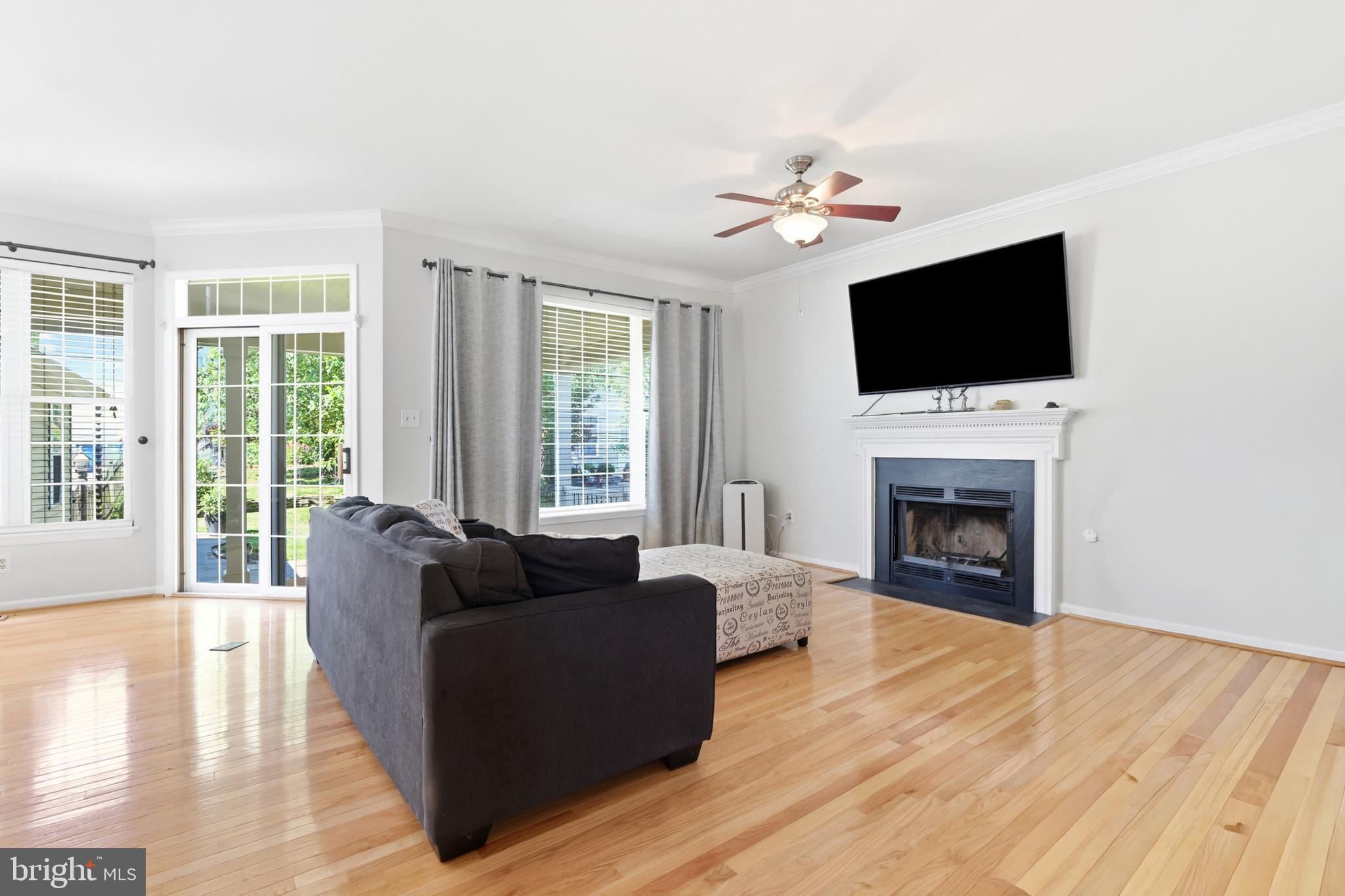 SOUTH RIDING - Residential