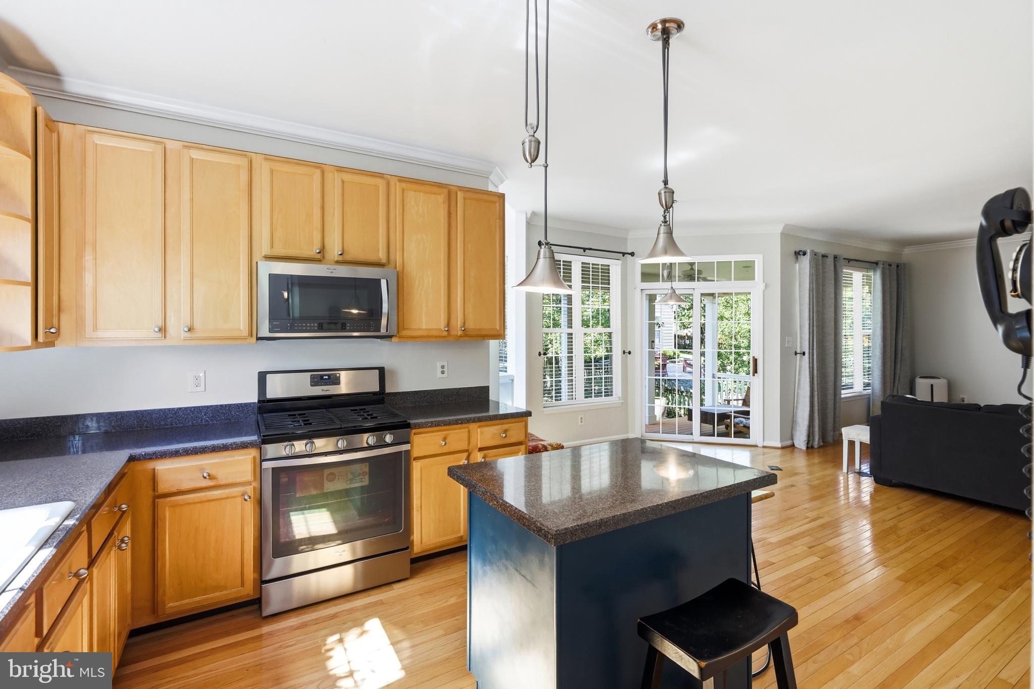 SOUTH RIDING - Residential
