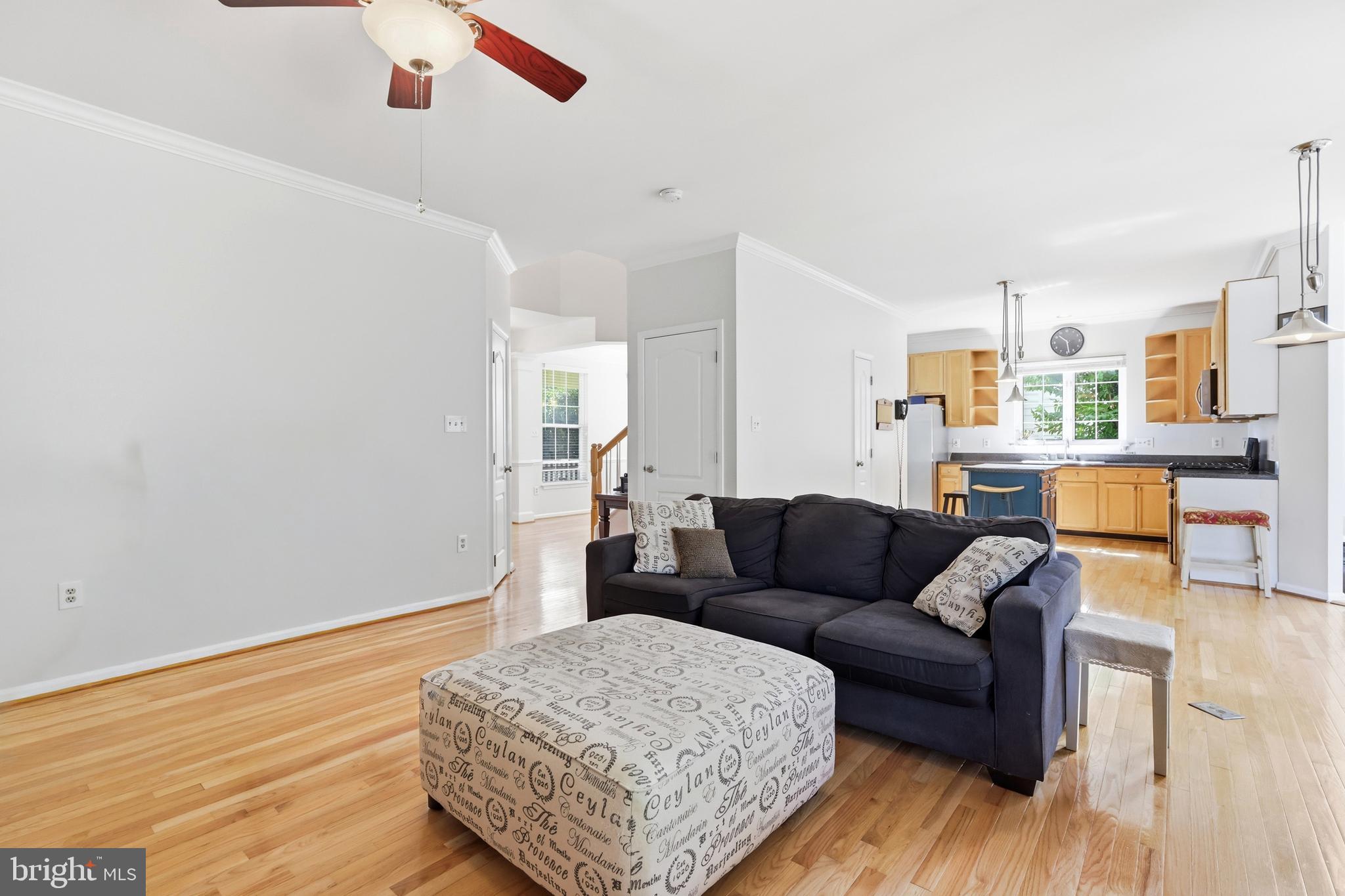 SOUTH RIDING - Residential