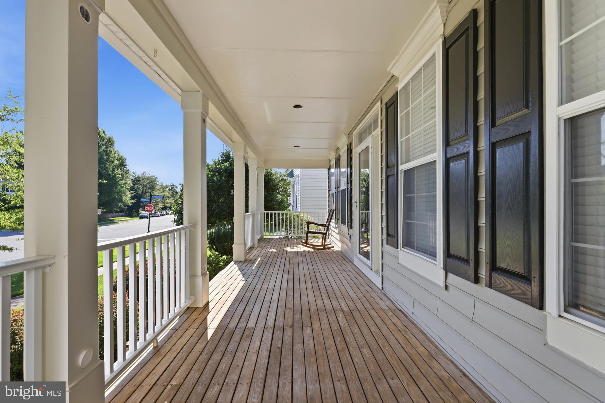 SOUTH RIDING - Residential