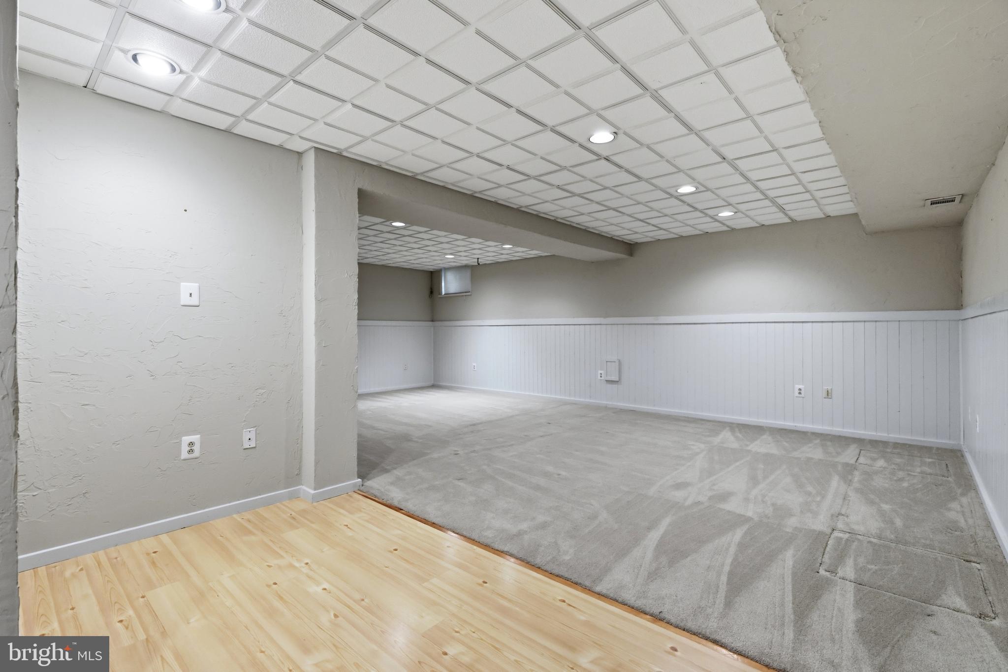 SOUTH RIDING - Residential