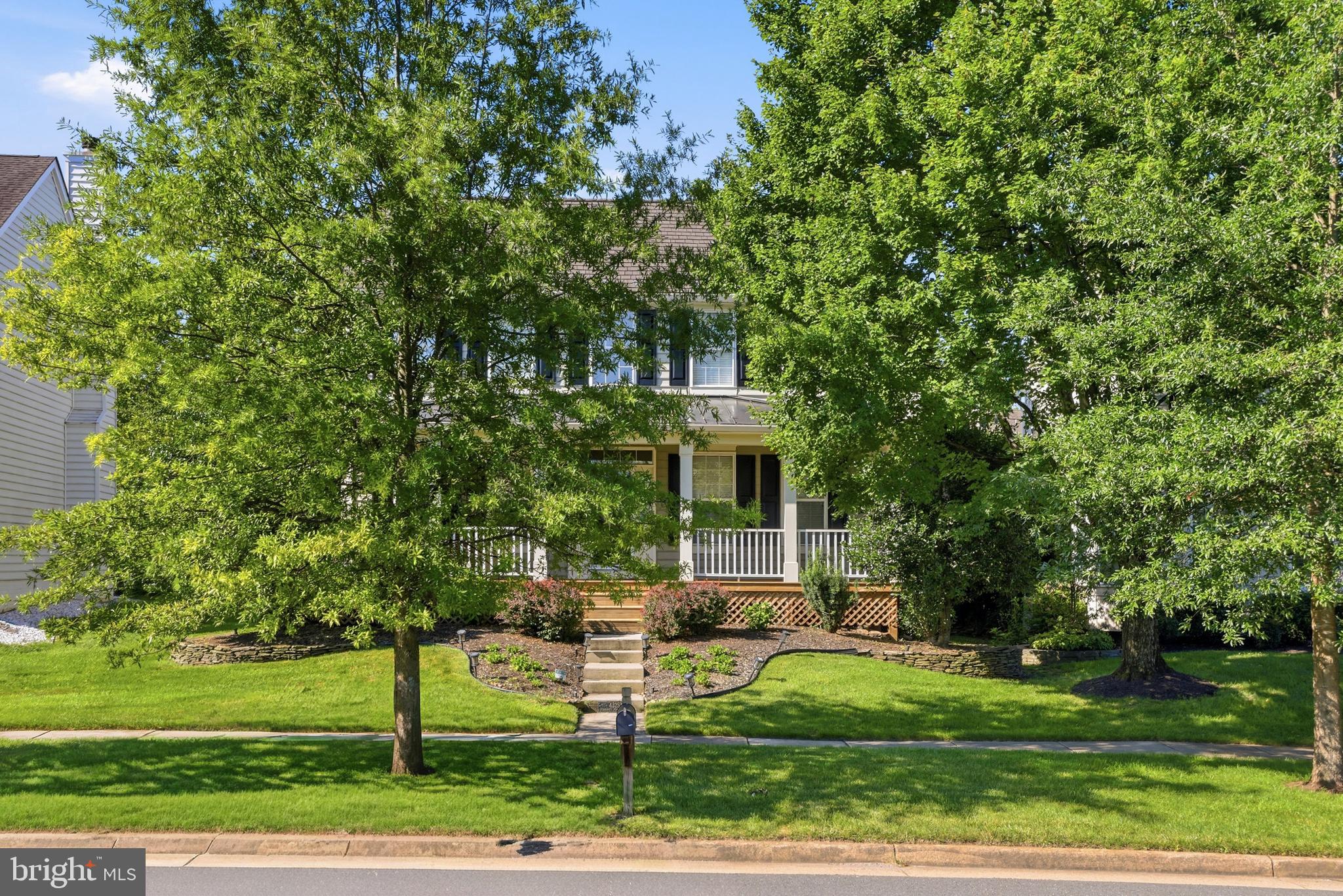SOUTH RIDING - Residential