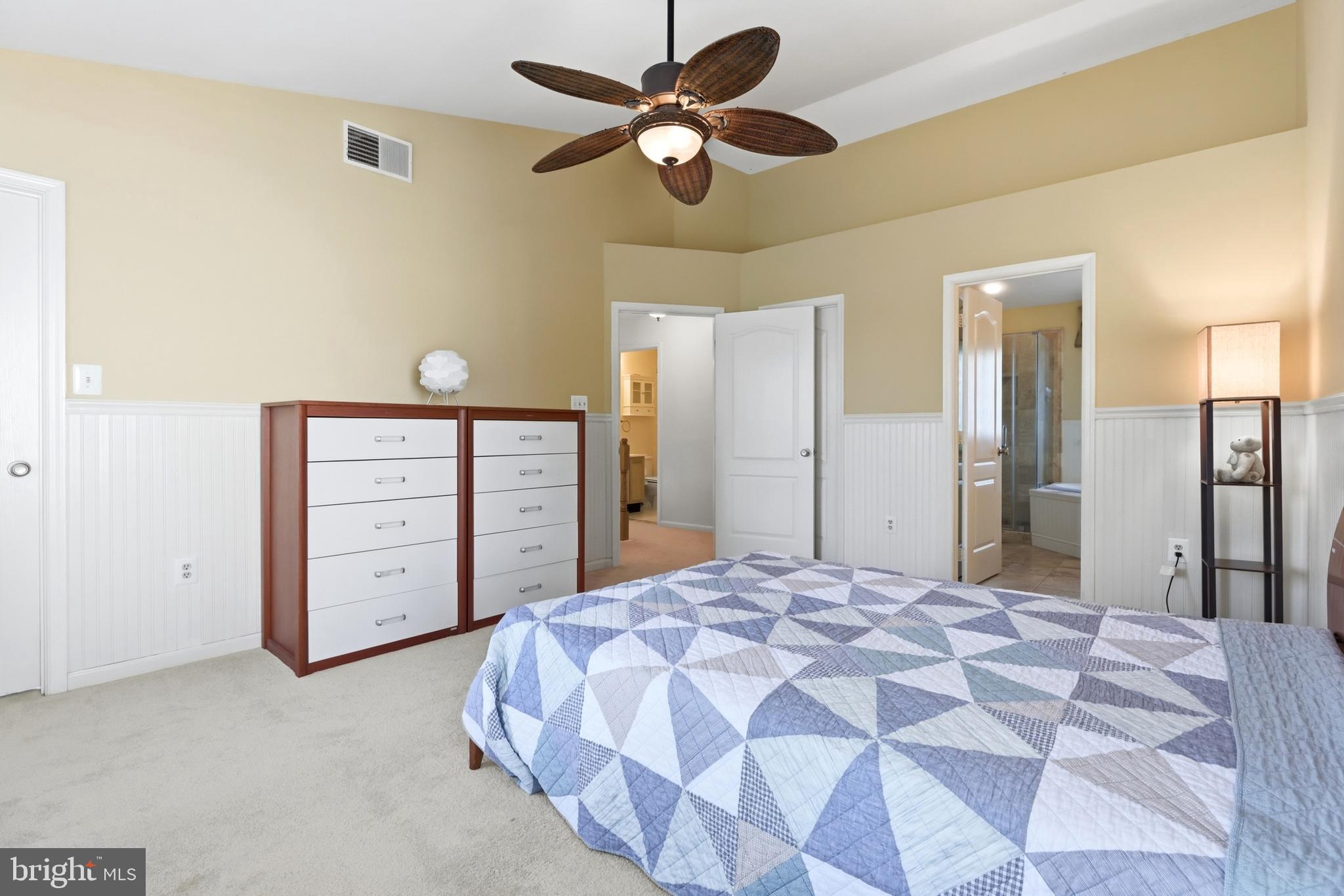 SOUTH RIDING - Residential