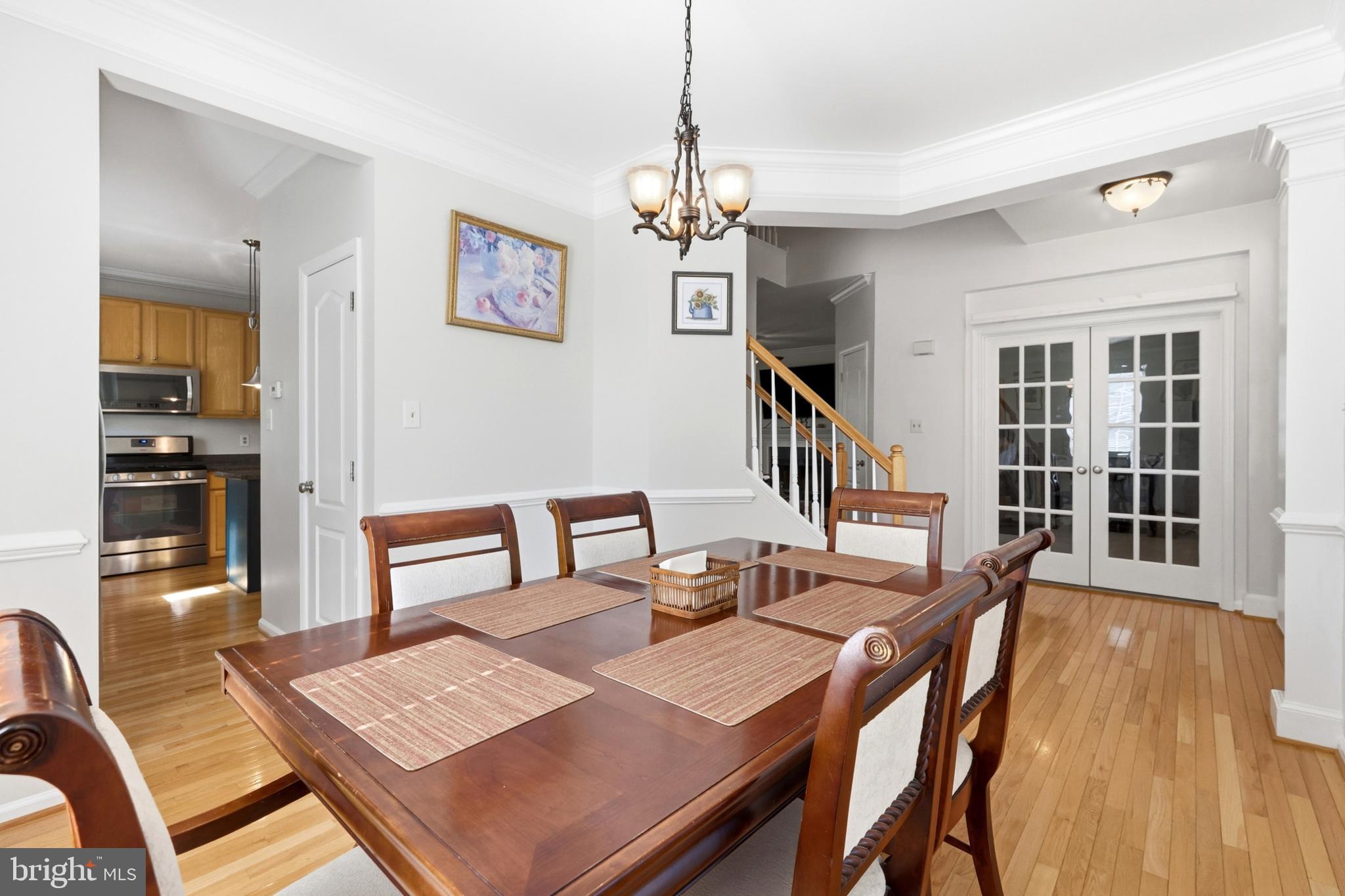 SOUTH RIDING - Residential