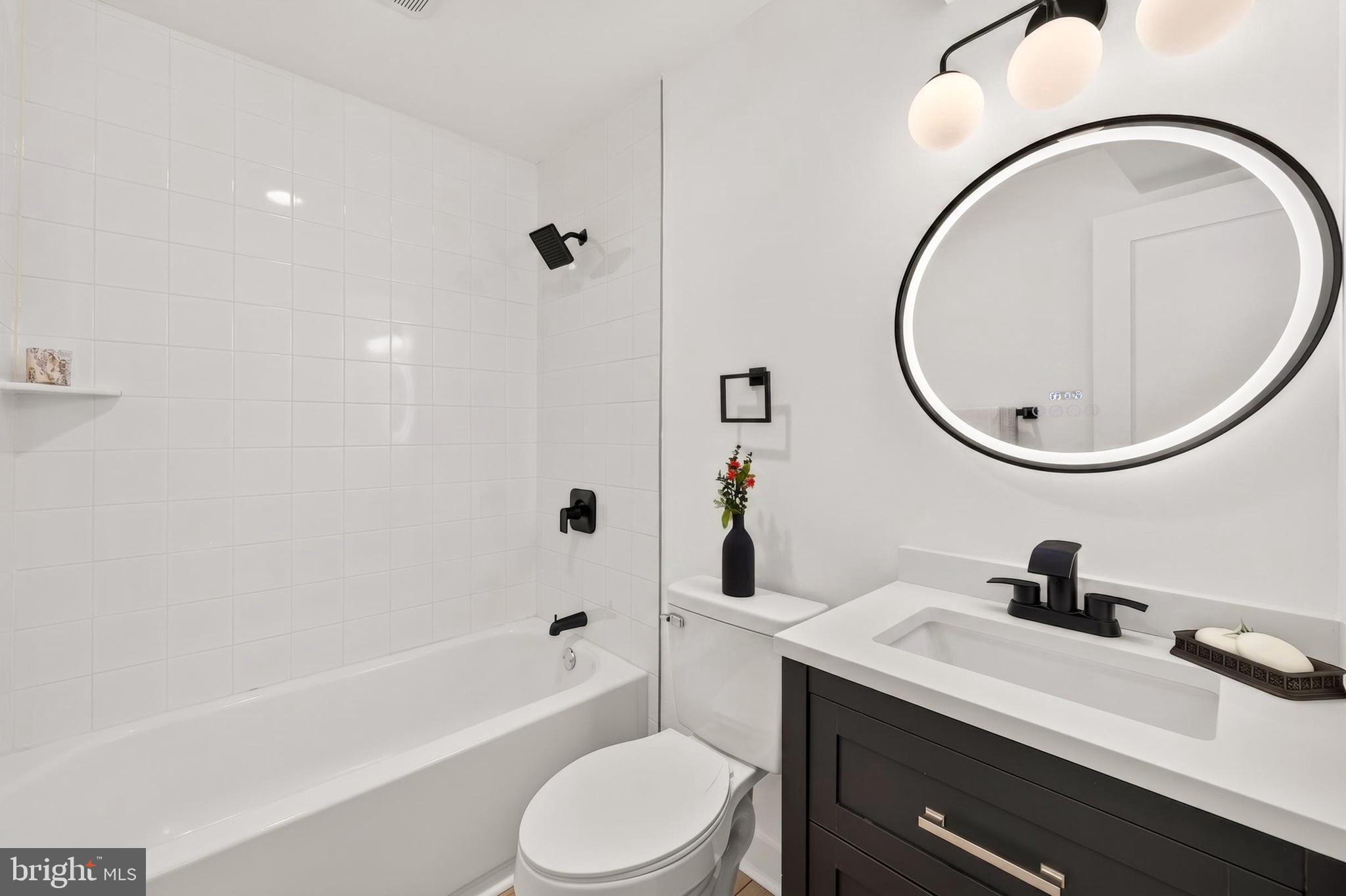 TYSONS COURT - Residential