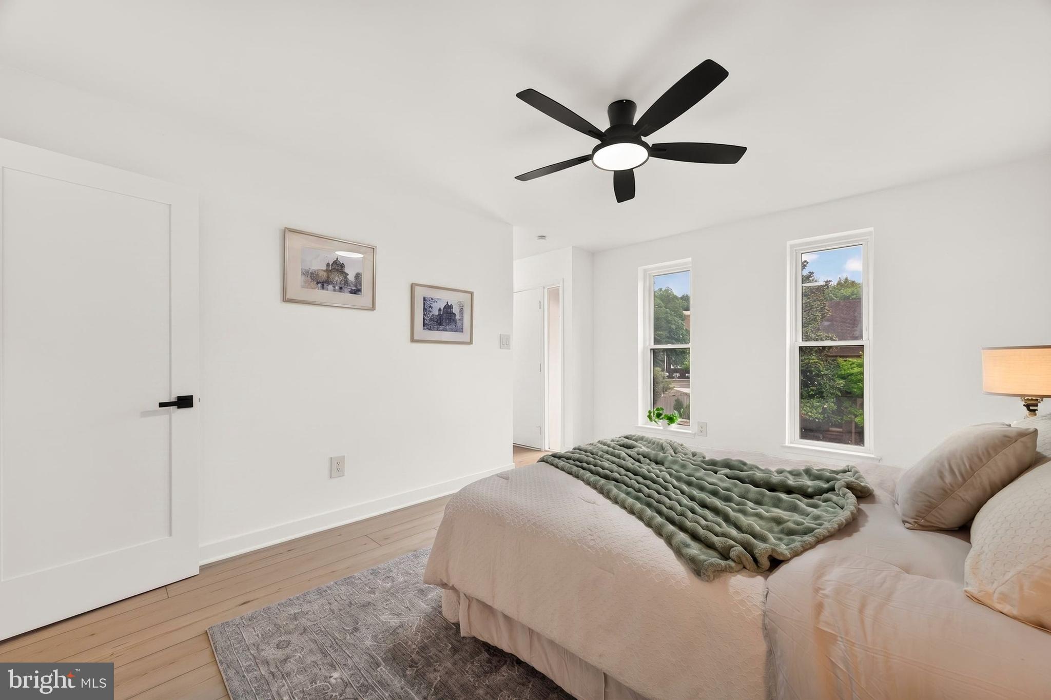 TYSONS COURT - Residential
