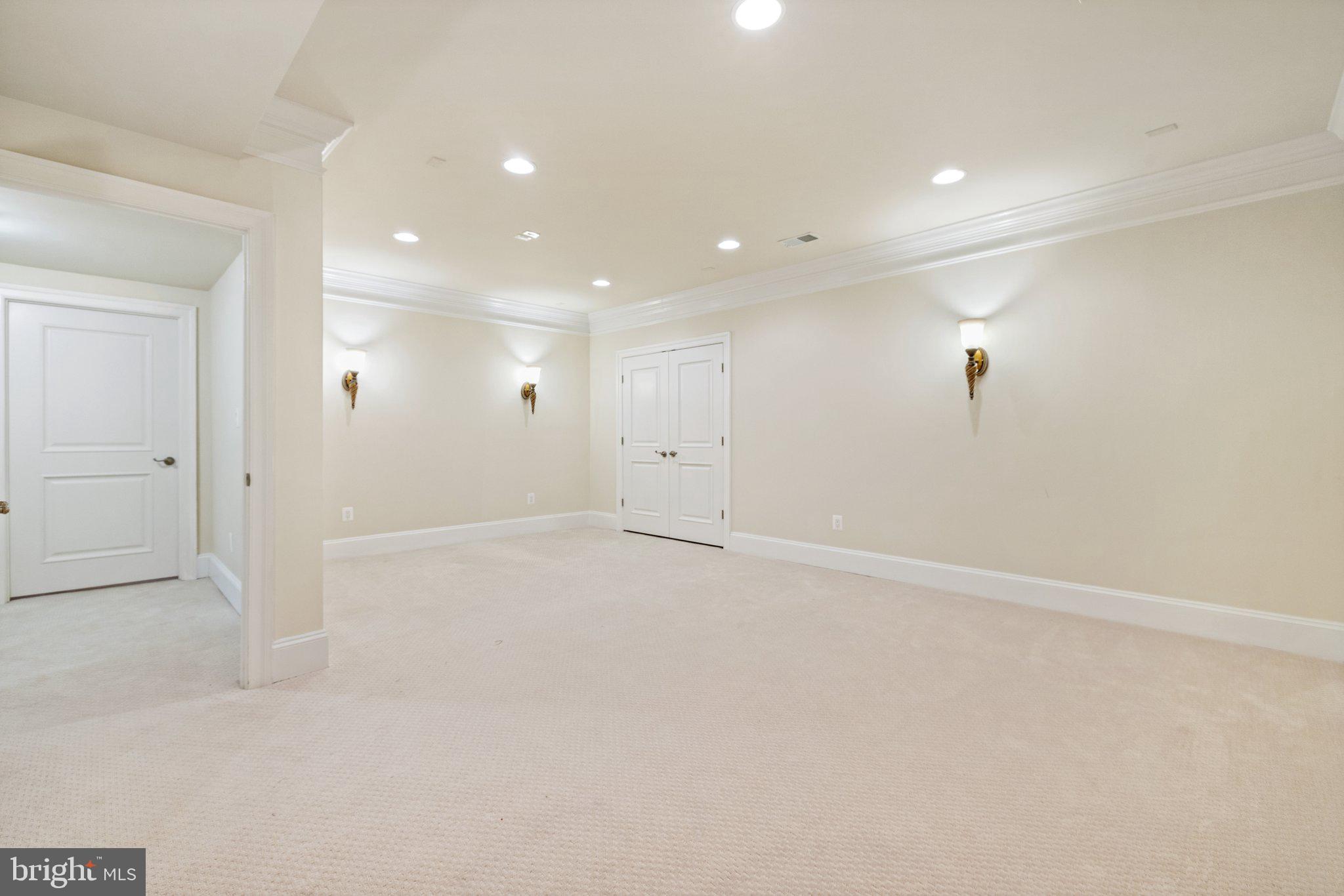 WOODBURN - Residential