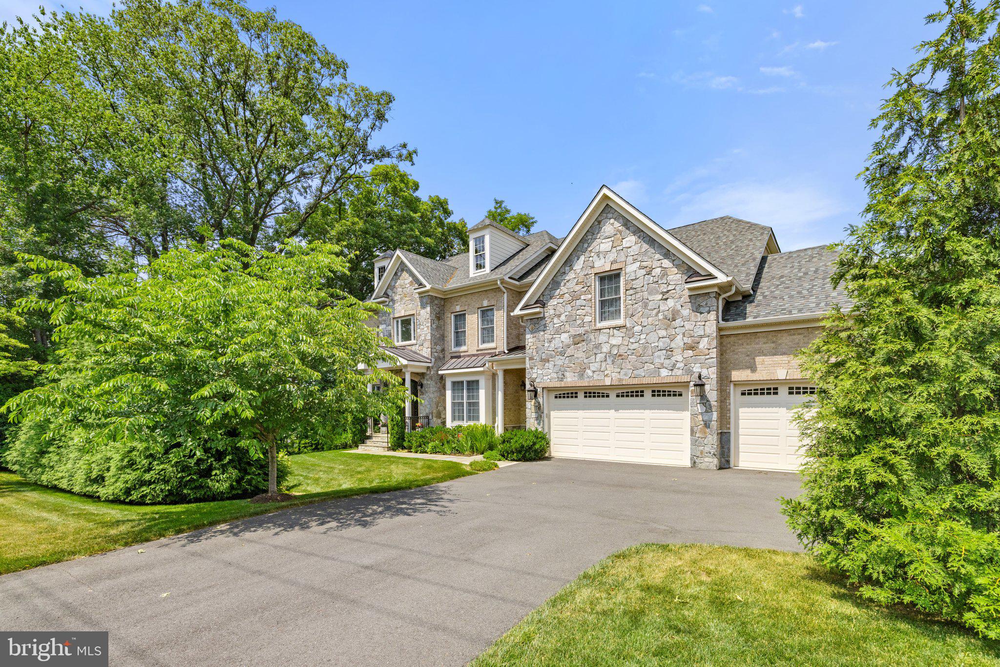 WOODBURN - Residential
