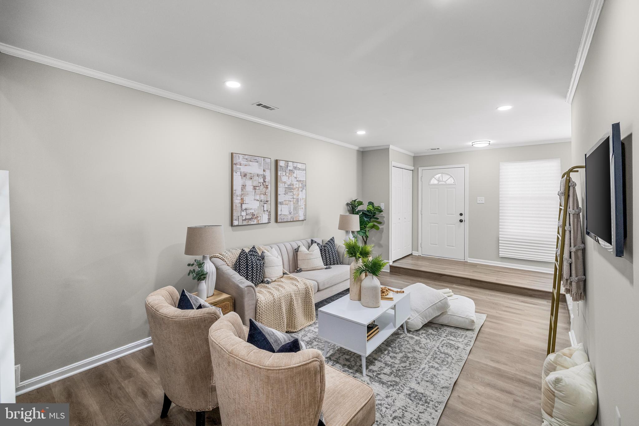 MAYFAIR - Residential