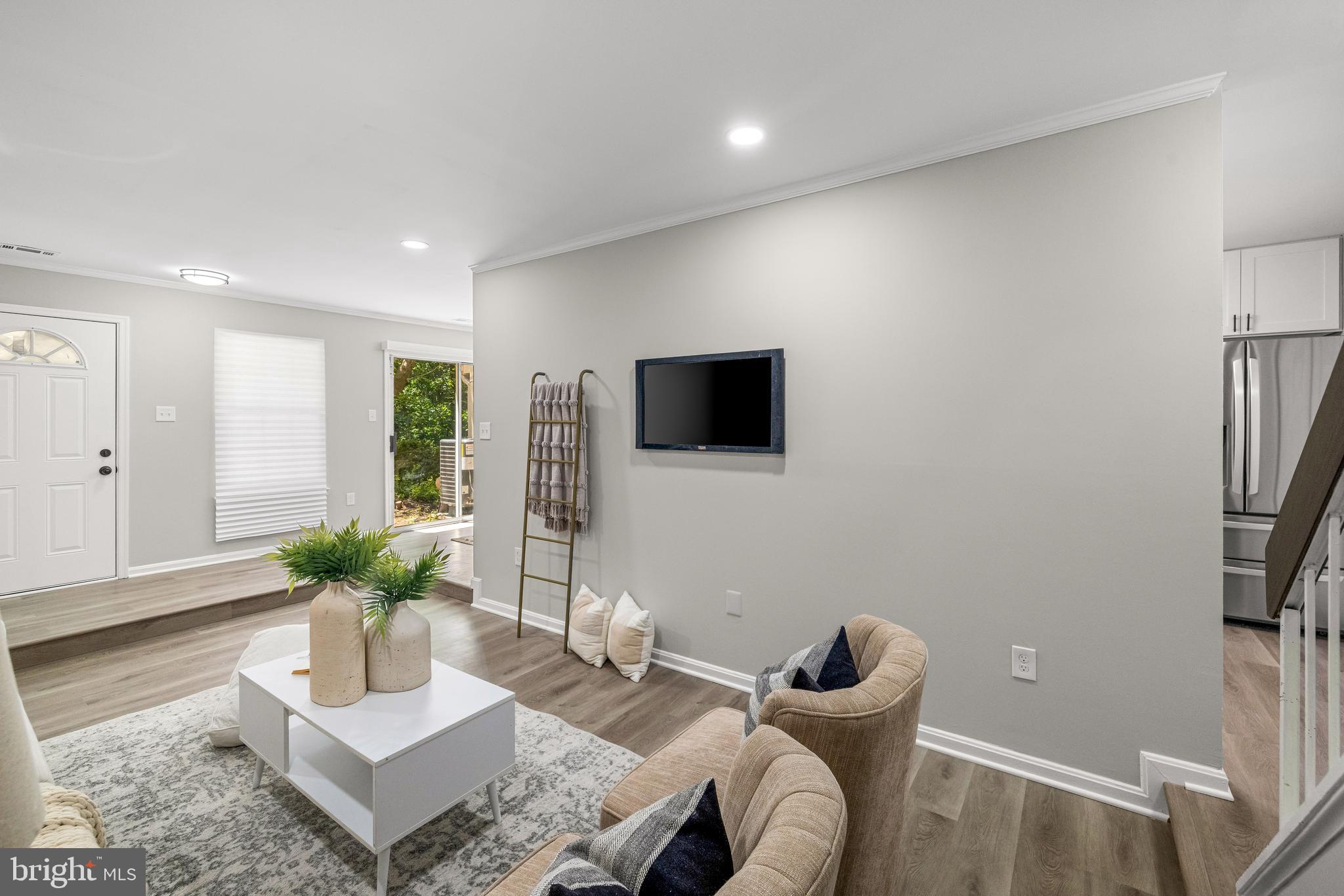 MAYFAIR - Residential