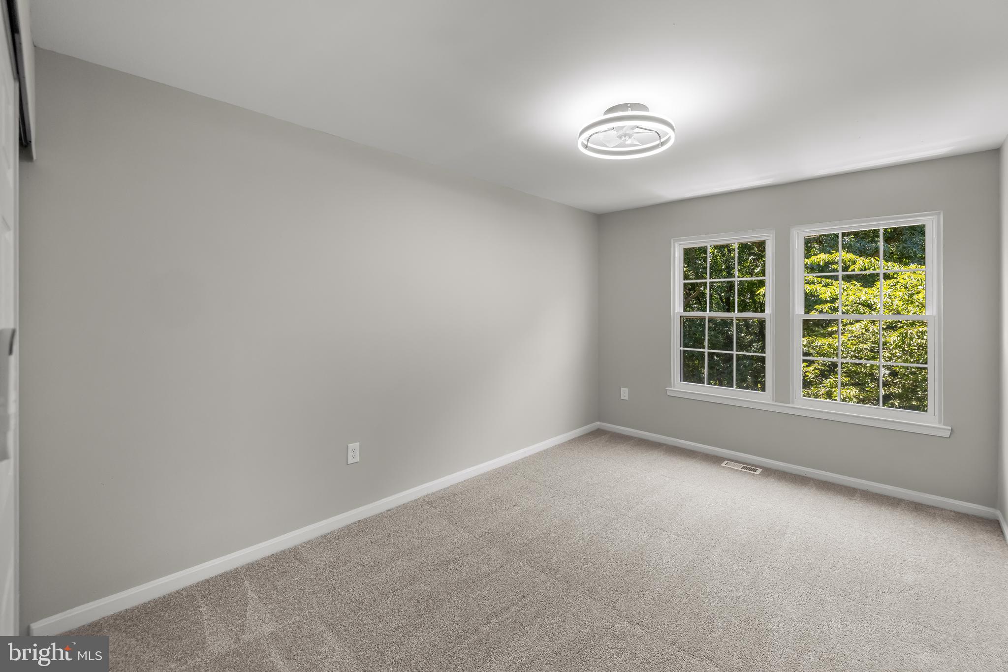 MAYFAIR - Residential