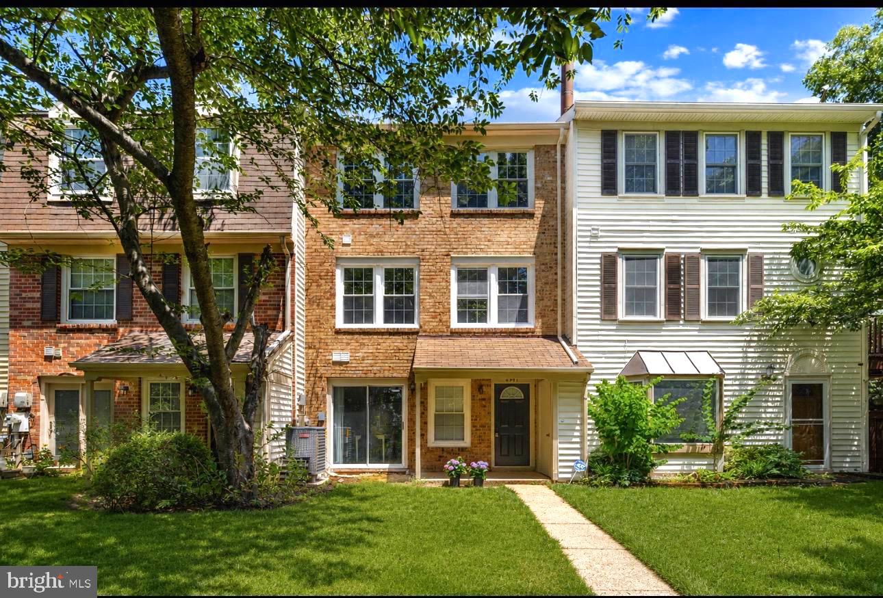 MAYFAIR - Residential