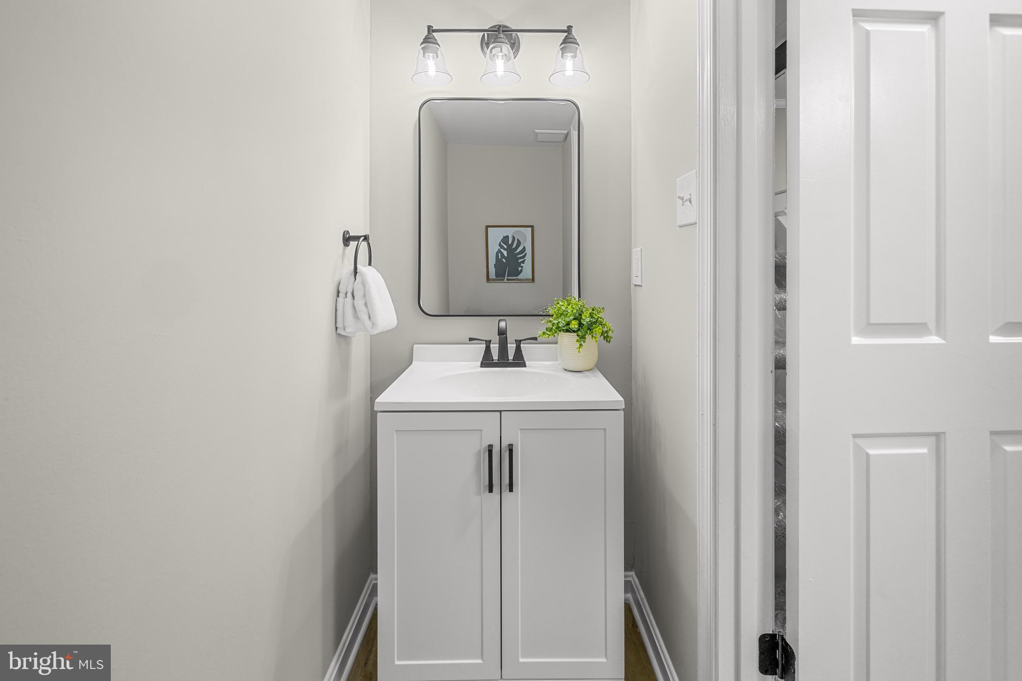 MAYFAIR - Residential