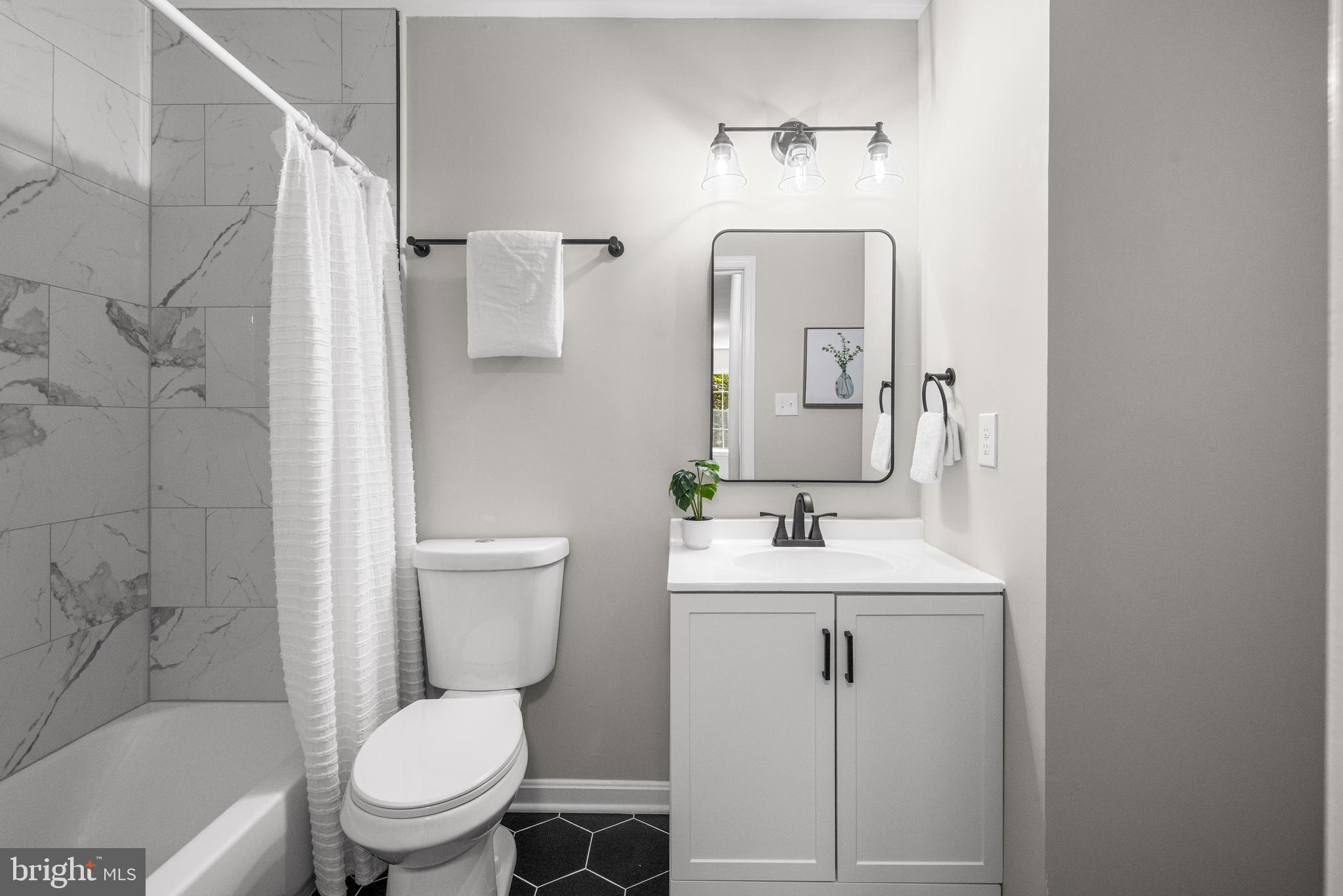 MAYFAIR - Residential